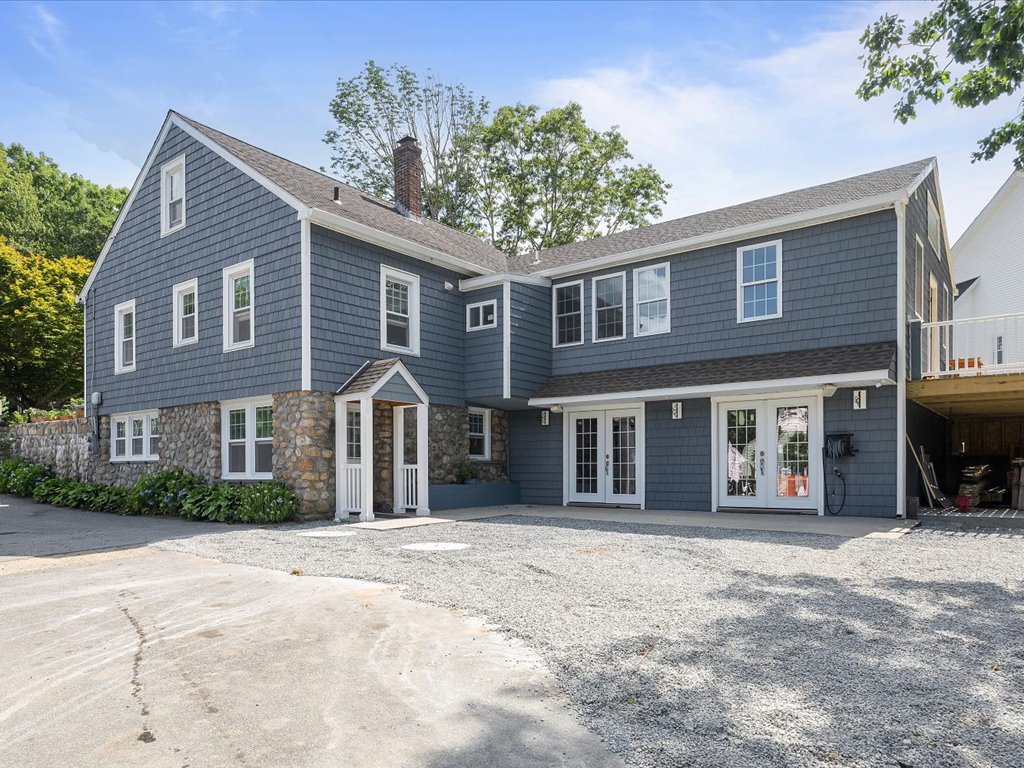 Westerly, Rhode Island, 02891, United States, 5 Bedrooms Bedrooms, ,4 BathroomsBathrooms,Residential,For Sale,1906613