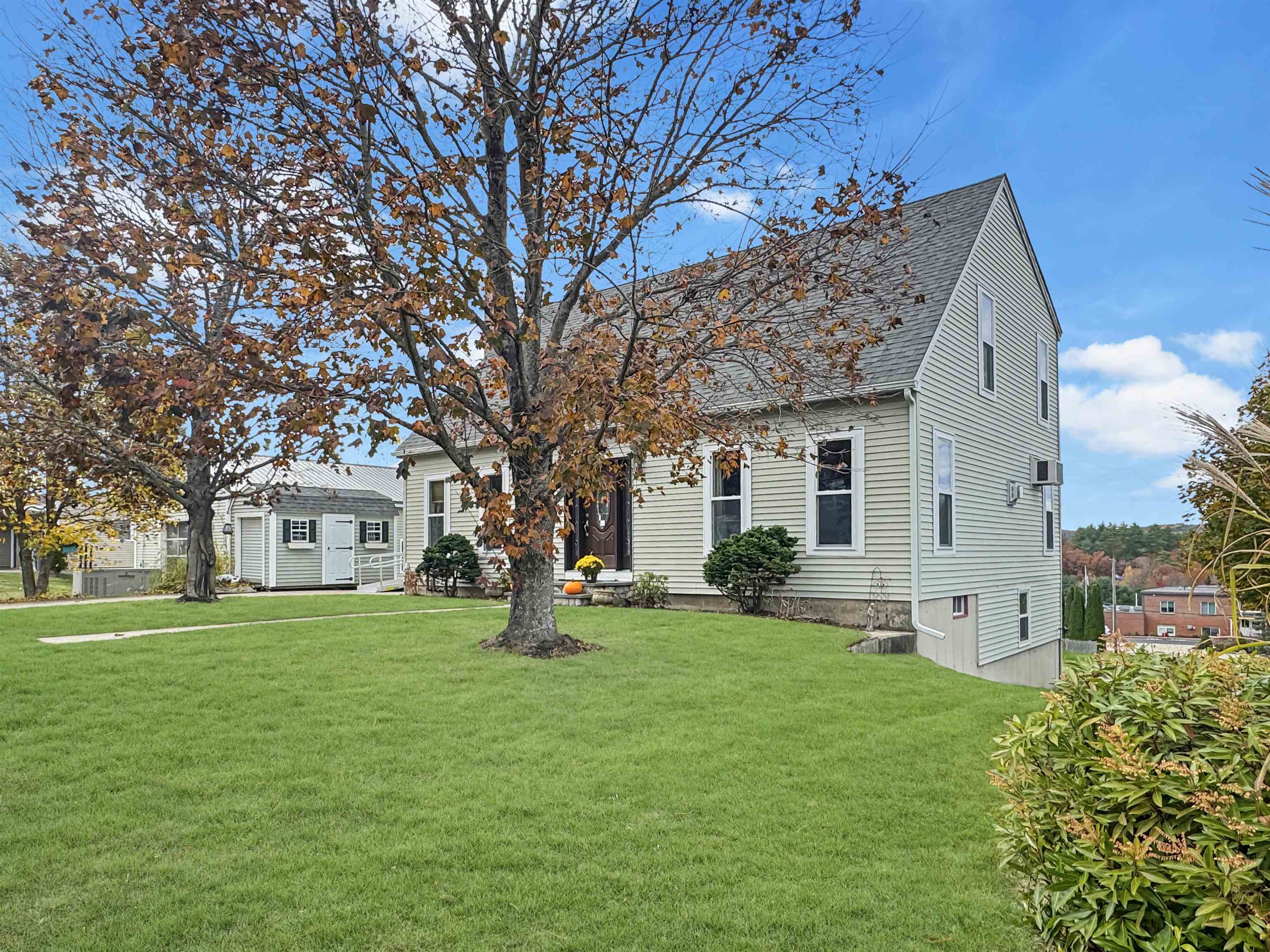 Epsom, New Hampshire, 03234, United States, 2 Bedrooms Bedrooms, ,3 BathroomsBathrooms,Residential,For Sale,1971379