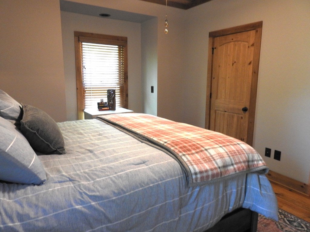 Morganton, Georgia, 30560, United States, 4 Bedrooms Bedrooms, ,4 BathroomsBathrooms,Residential,For Sale,1859082