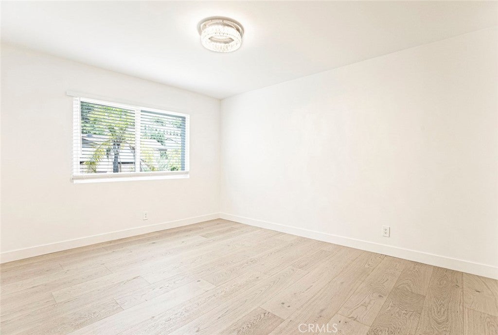 Glendale, California, 91206, United States, 4 Bedrooms Bedrooms, ,3 BathroomsBathrooms,Residential,For Sale,1940917
