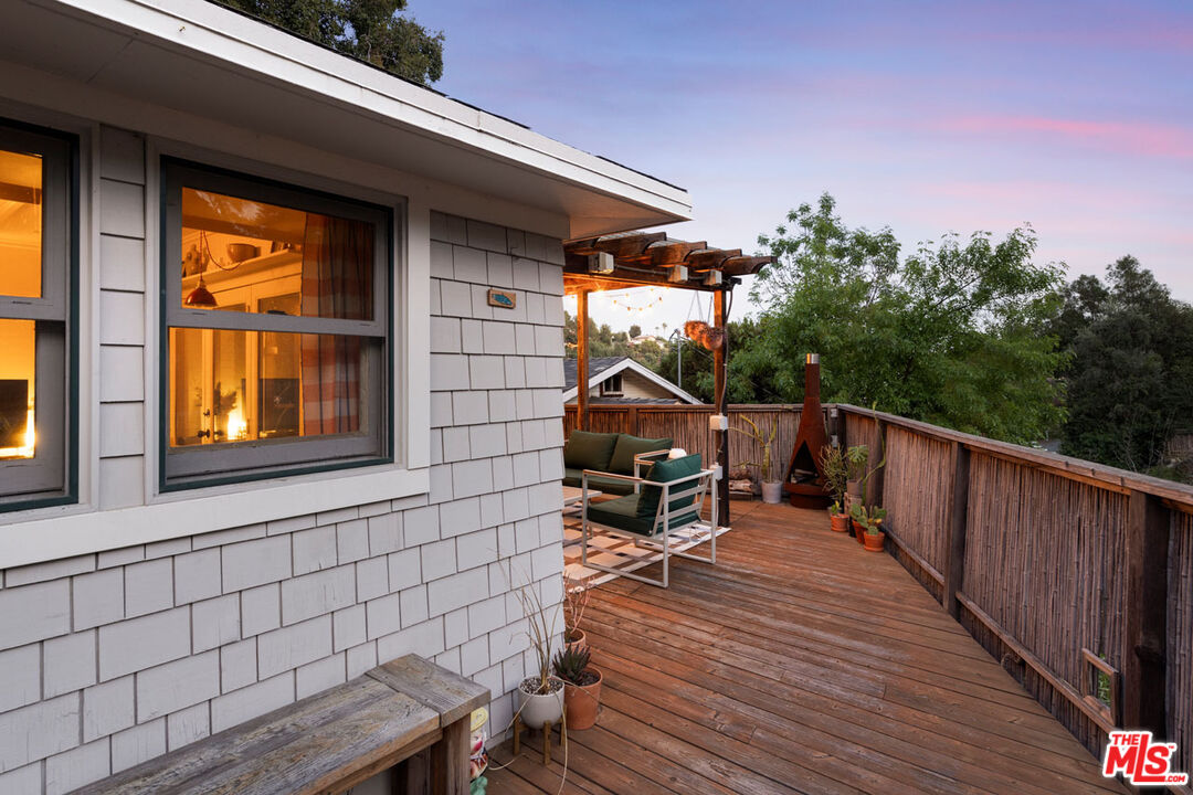 Los Angeles, California, 90065, United States, 1 Bedroom Bedrooms, ,1 BathroomBathrooms,Residential,For Sale,1898467
