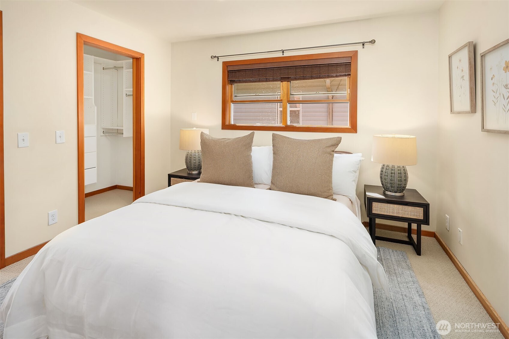 Seattle, Washington, 98112, United States, 2 Bedrooms Bedrooms, ,1 BathroomBathrooms,Residential,For Sale,1907246