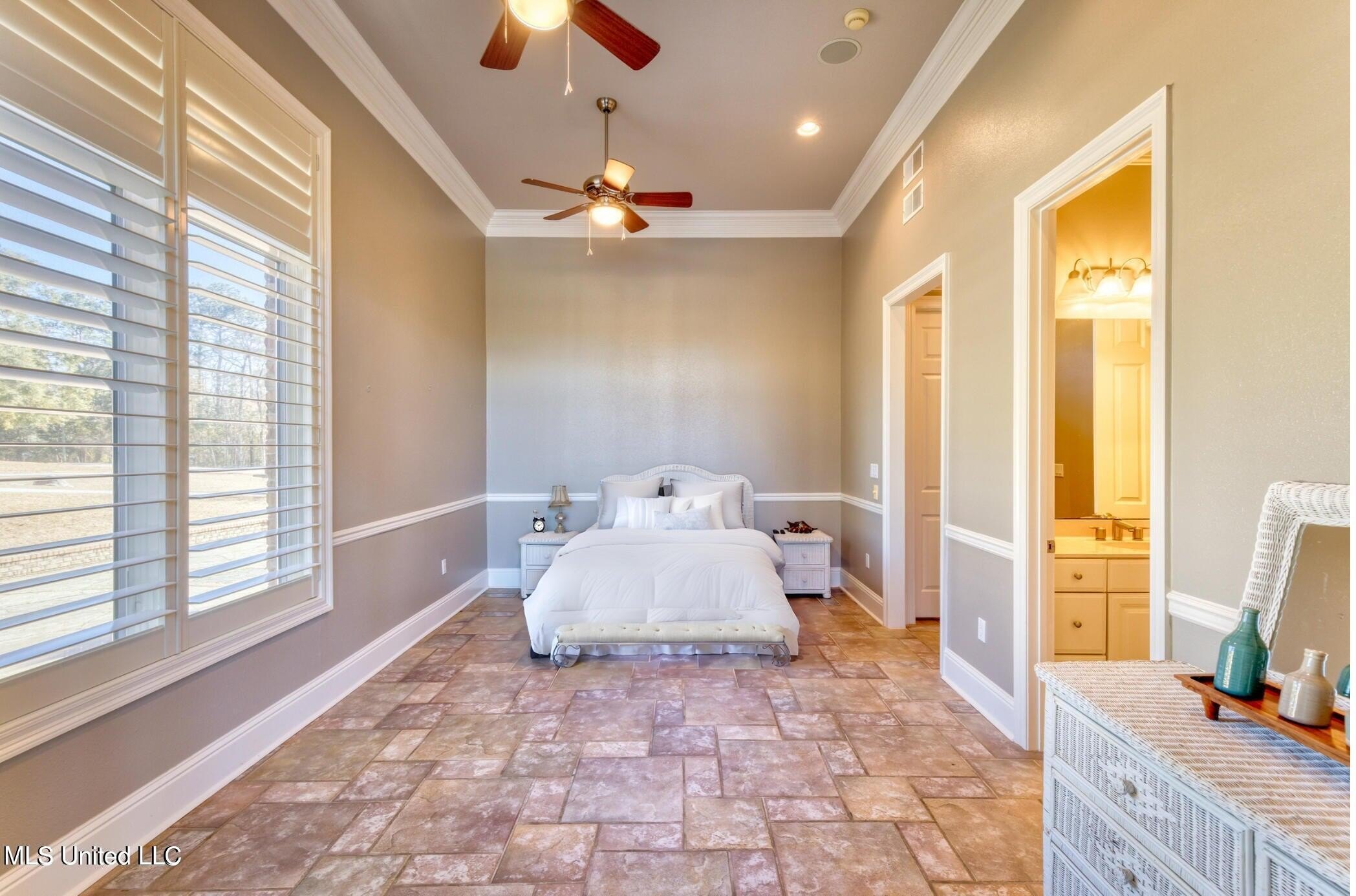 Diamondhead, Mississippi, 39525, United States, 6 Bedrooms Bedrooms, ,6 BathroomsBathrooms,Residential,For Sale,1980430