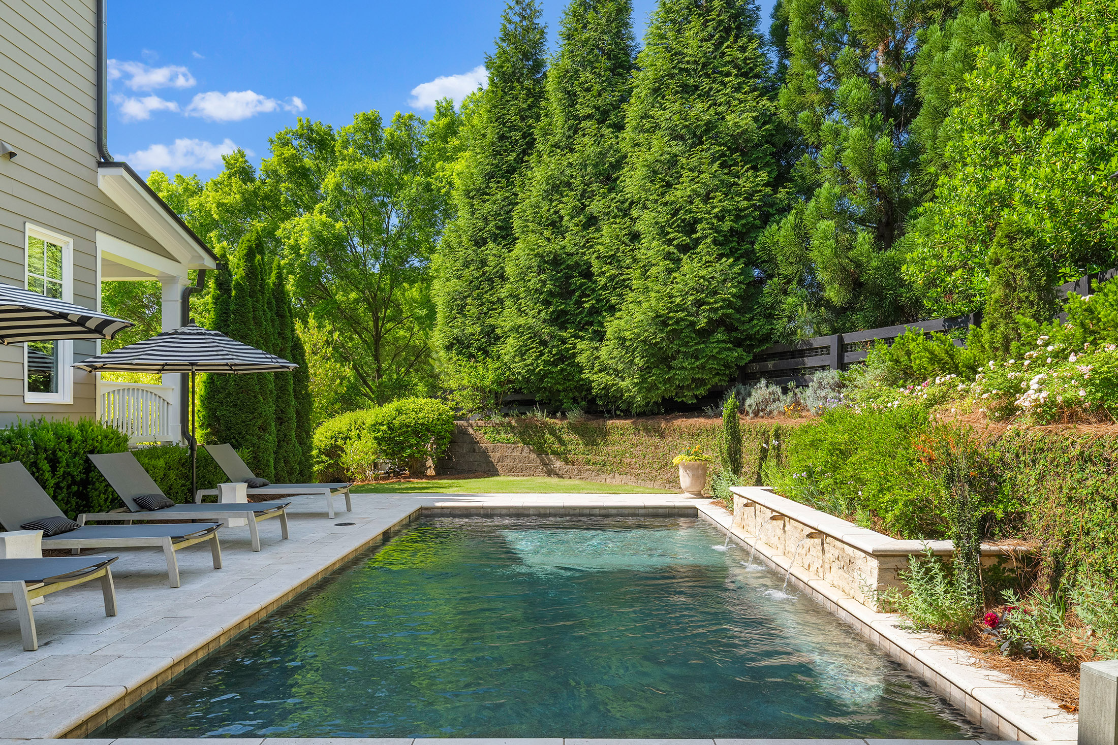  Set Within The Highly Sought-After Lake Haven At Crabapple Community - 物件實景
