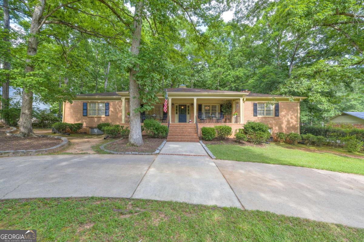 Athens, Georgia, 30606, United States, 5 Bedrooms Bedrooms, ,3 BathroomsBathrooms,Residential,For Sale,1896838