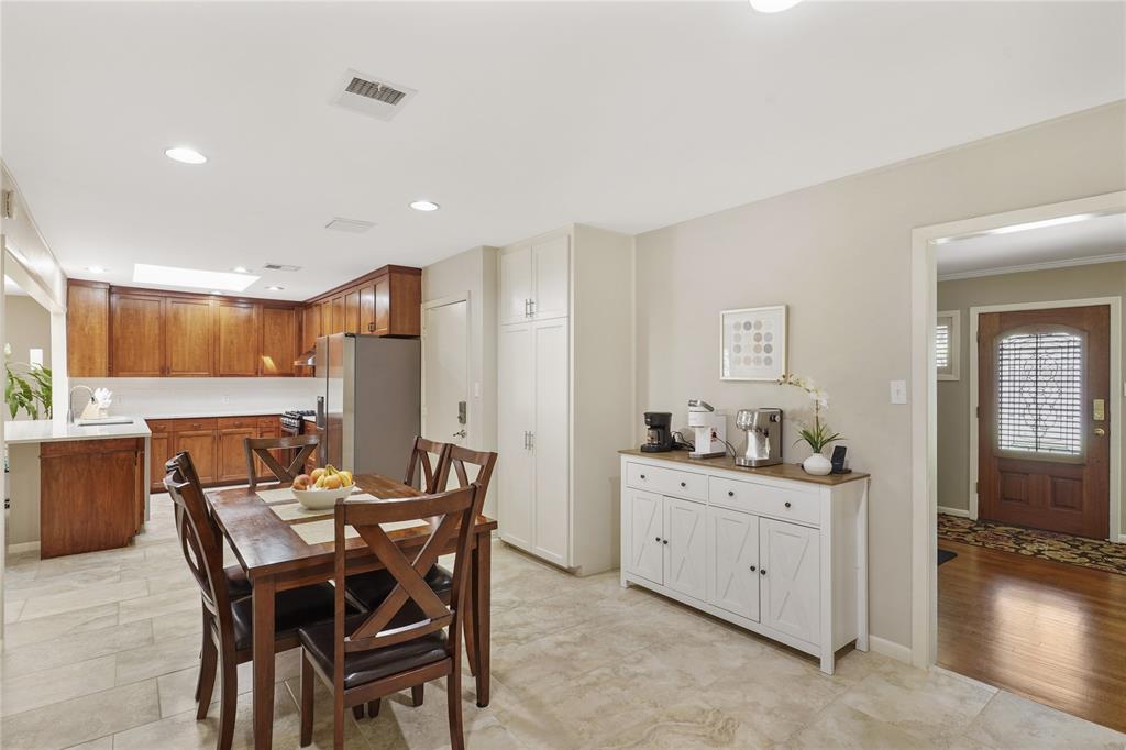 Houston, Texas, 77096, United States, 3 Bedrooms Bedrooms, ,3 BathroomsBathrooms,Residential,For Sale,1857598