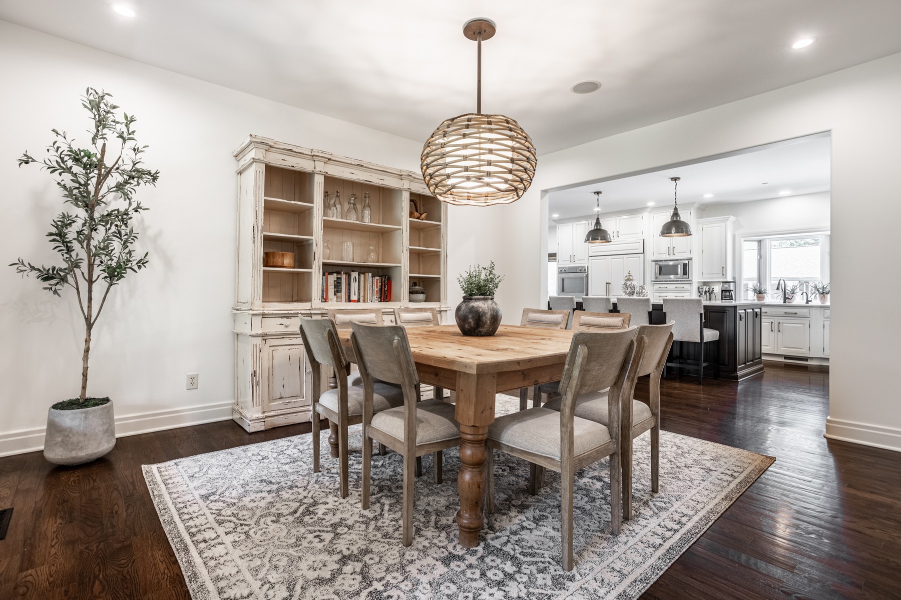  Rare Opportunity to Own a Stunning Home with Acreage in West Carmel - 物件實景
