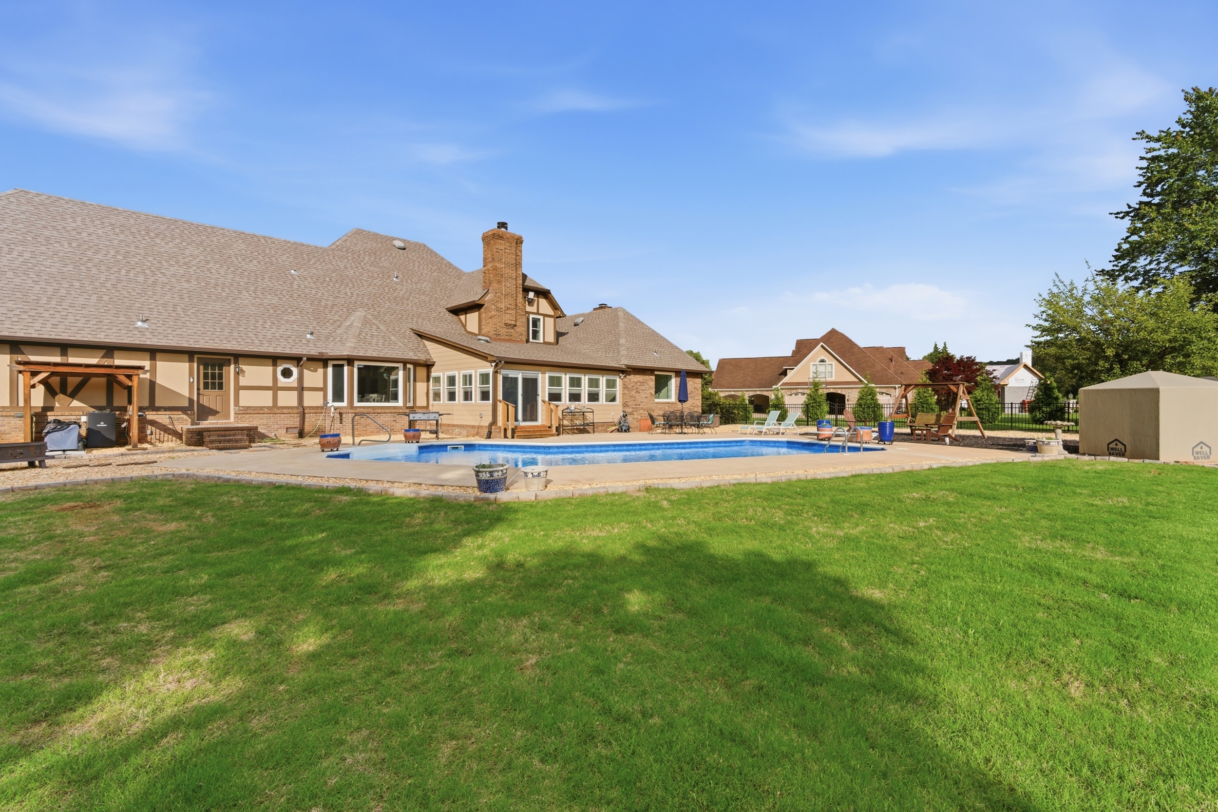  2505 Ashmor Place Southeast - 物件實景