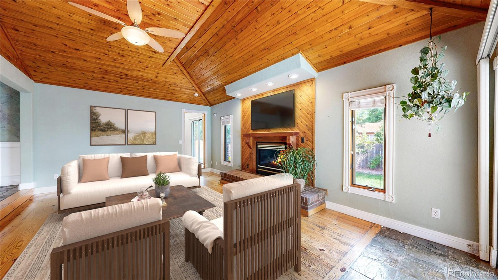 Lakewood, Colorado, 80228, United States, 5 Bedrooms Bedrooms, ,1 BathroomBathrooms,Residential,For Sale,1949485