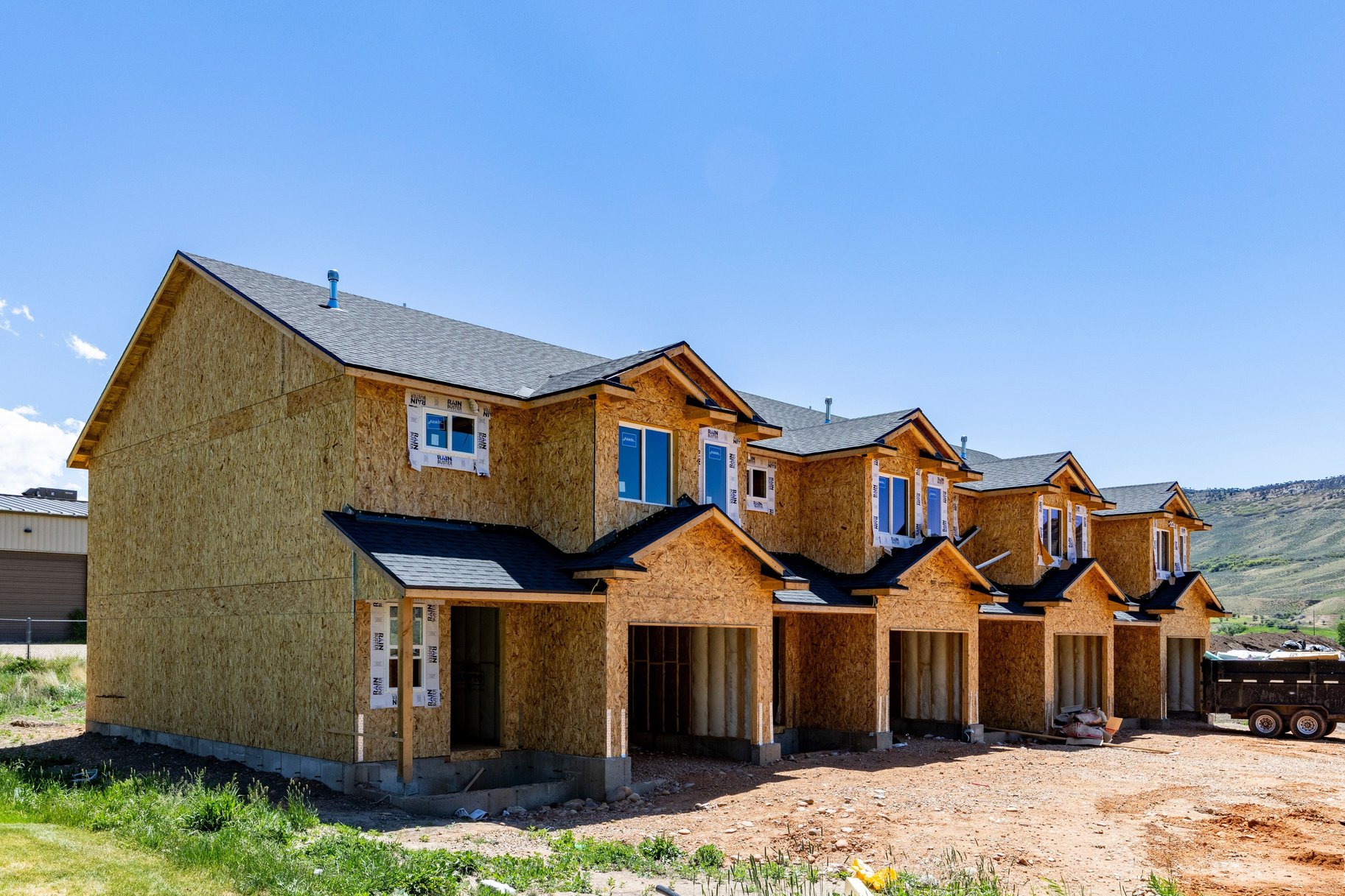  New Construction Meets Small Town Living - 物件實景