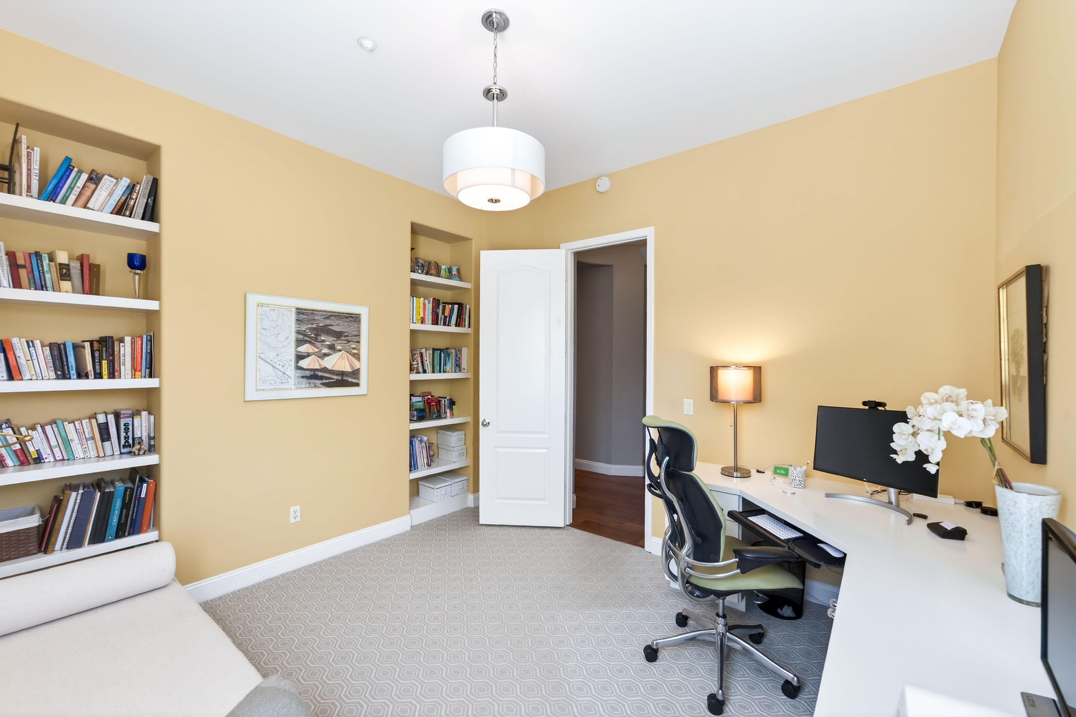  Eastside Living at Its Finest - 物件實景