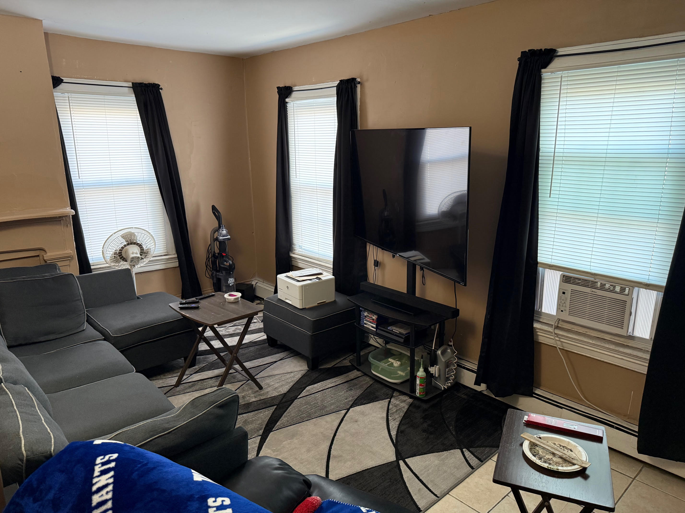 Bridgeport, Connecticut, 06608, United States, 6 Bedrooms Bedrooms, ,3 BathroomsBathrooms,Residential,For Sale,1936865