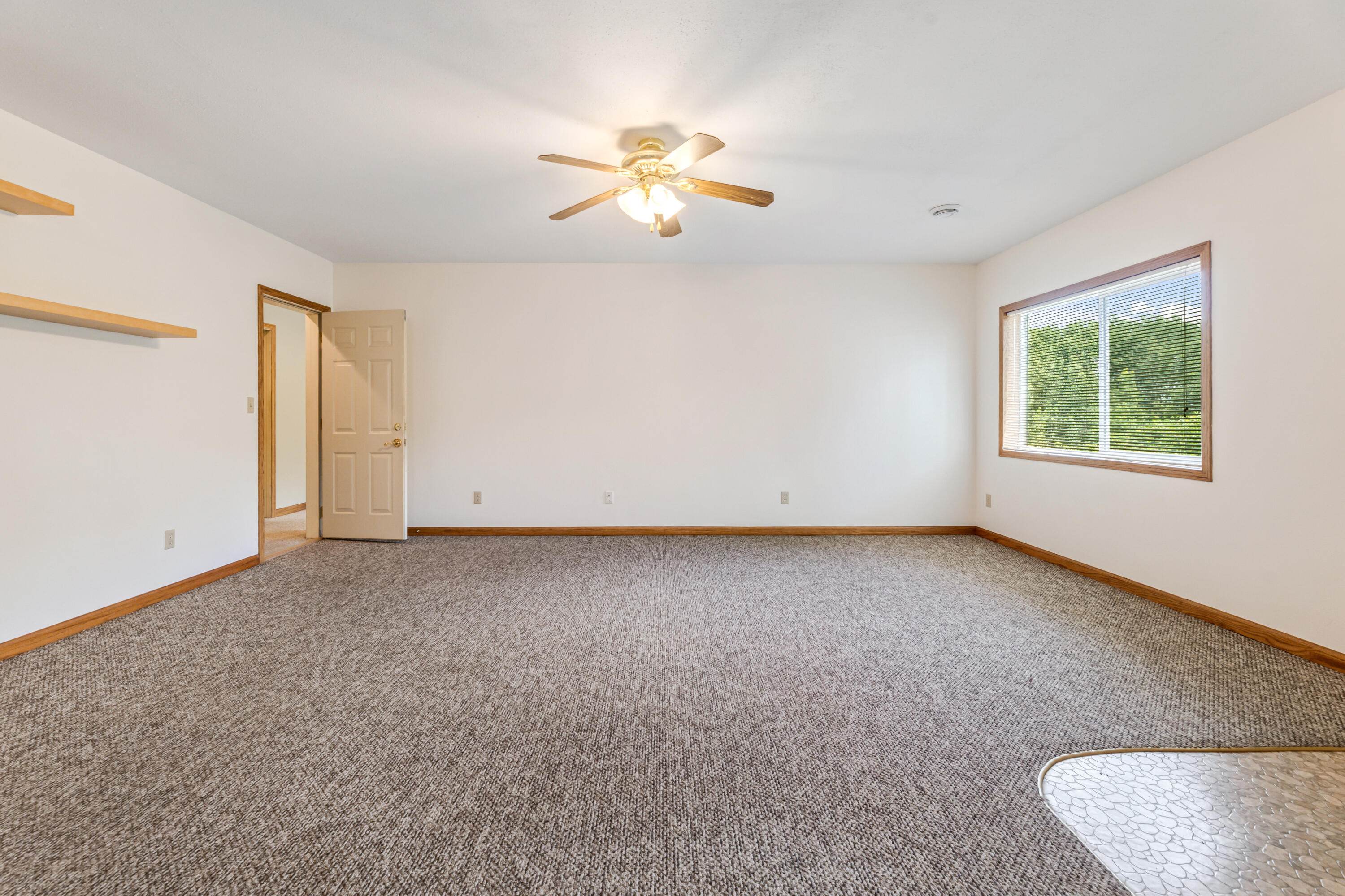 Winona, Minnesota, 55987, United States, 6 Bedrooms Bedrooms, ,5 BathroomsBathrooms,Residential,For Sale,1882480
