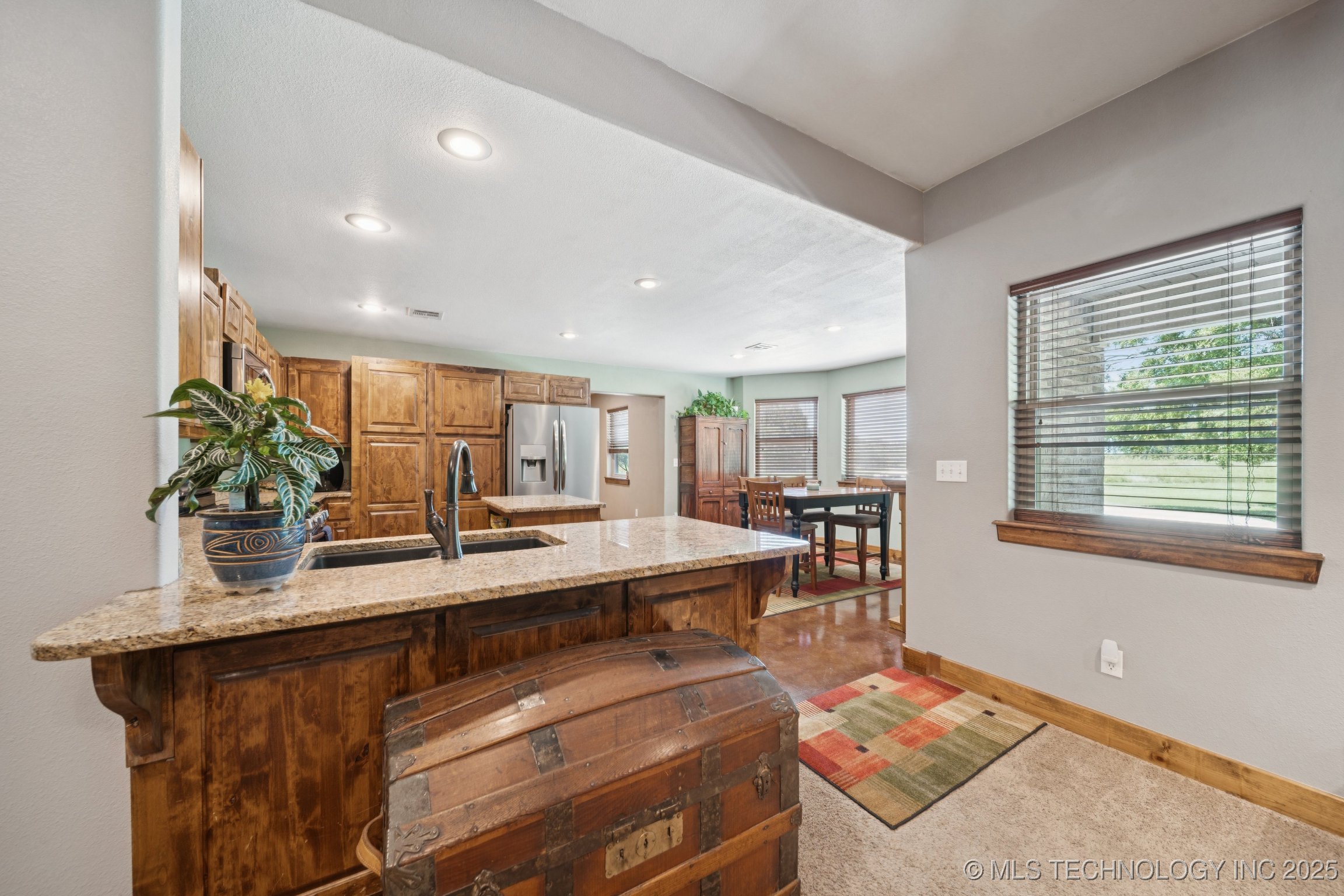 Henryetta, Oklahoma, 74437, United States, 4 Bedrooms Bedrooms, ,4 BathroomsBathrooms,Residential,For Sale,1939303