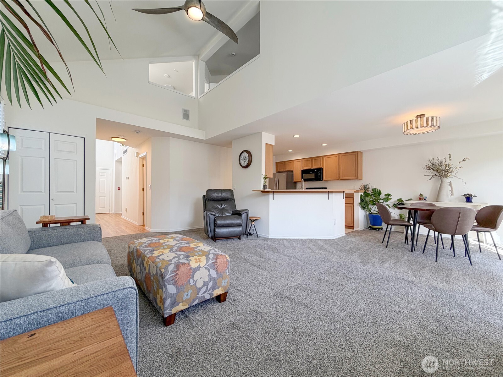 Everett, Washington, 98203, United States, 3 Bedrooms Bedrooms, ,3 BathroomsBathrooms,Residential,For Sale,2021161