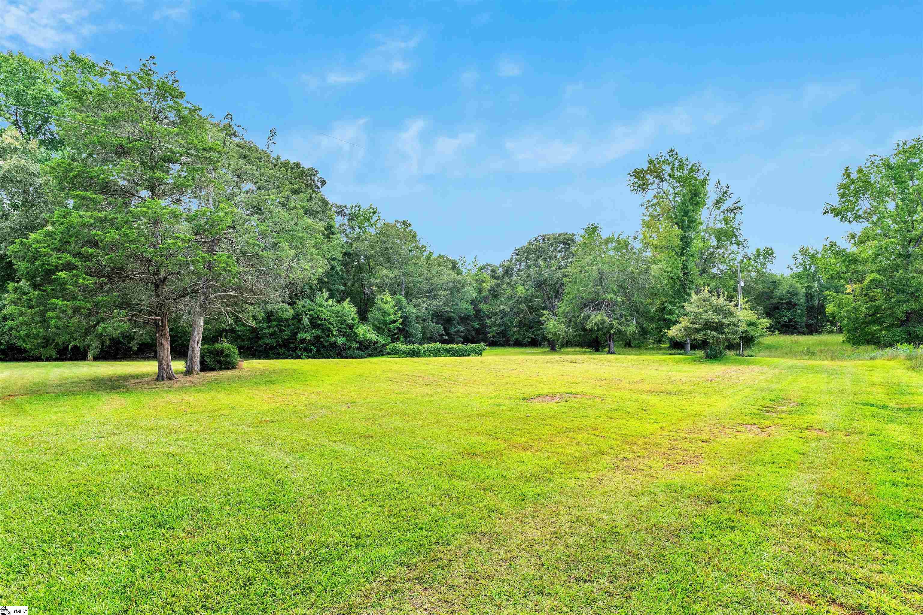Fountain Inn, South Carolina, 29644, United States, 5 Bedrooms Bedrooms, ,4 BathroomsBathrooms,Residential,For Sale,1938942
