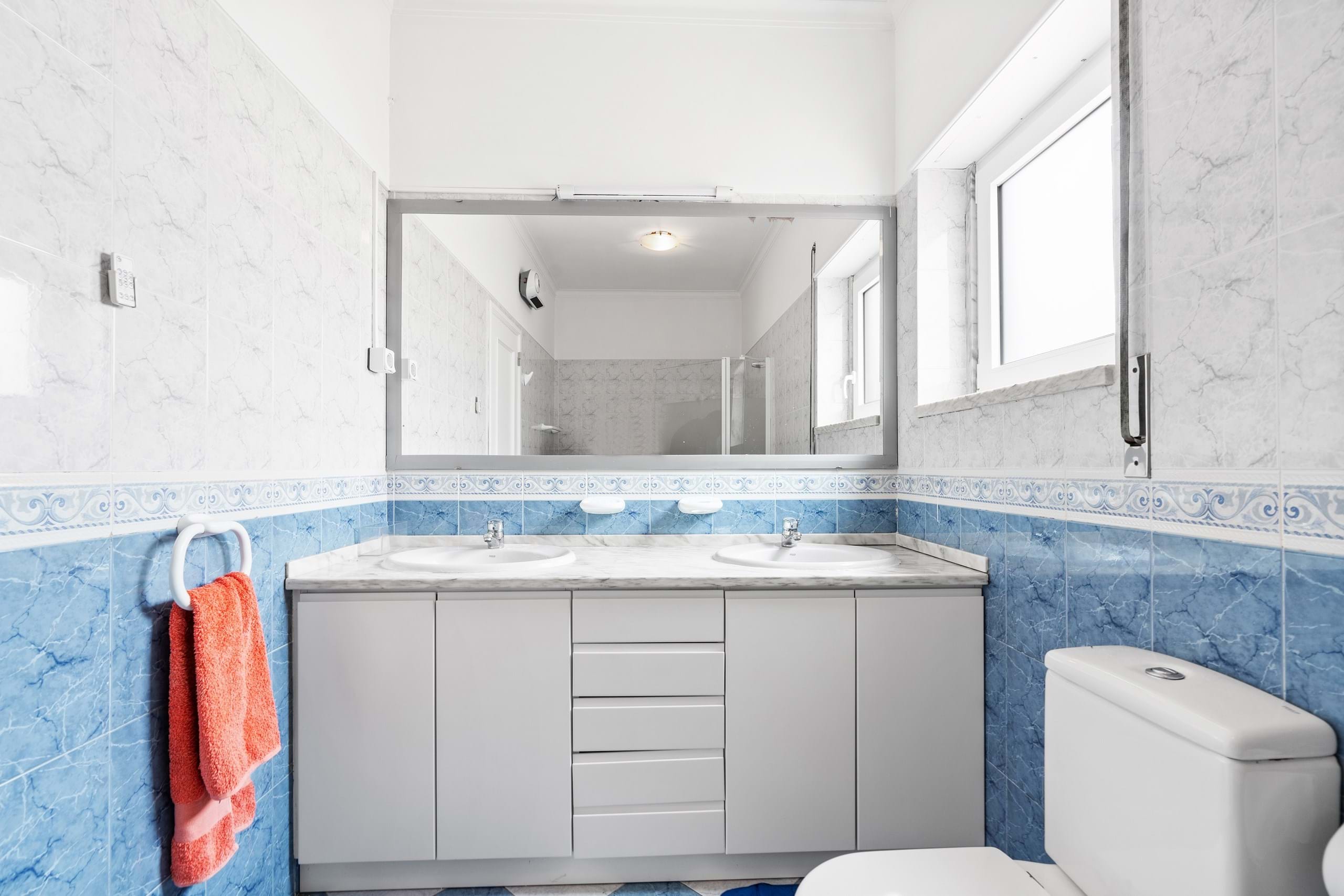 Sintra, Lisbon, 2705-8441, PT, 3 Bedrooms Bedrooms, ,3 BathroomsBathrooms,Residential,For Sale,1897650