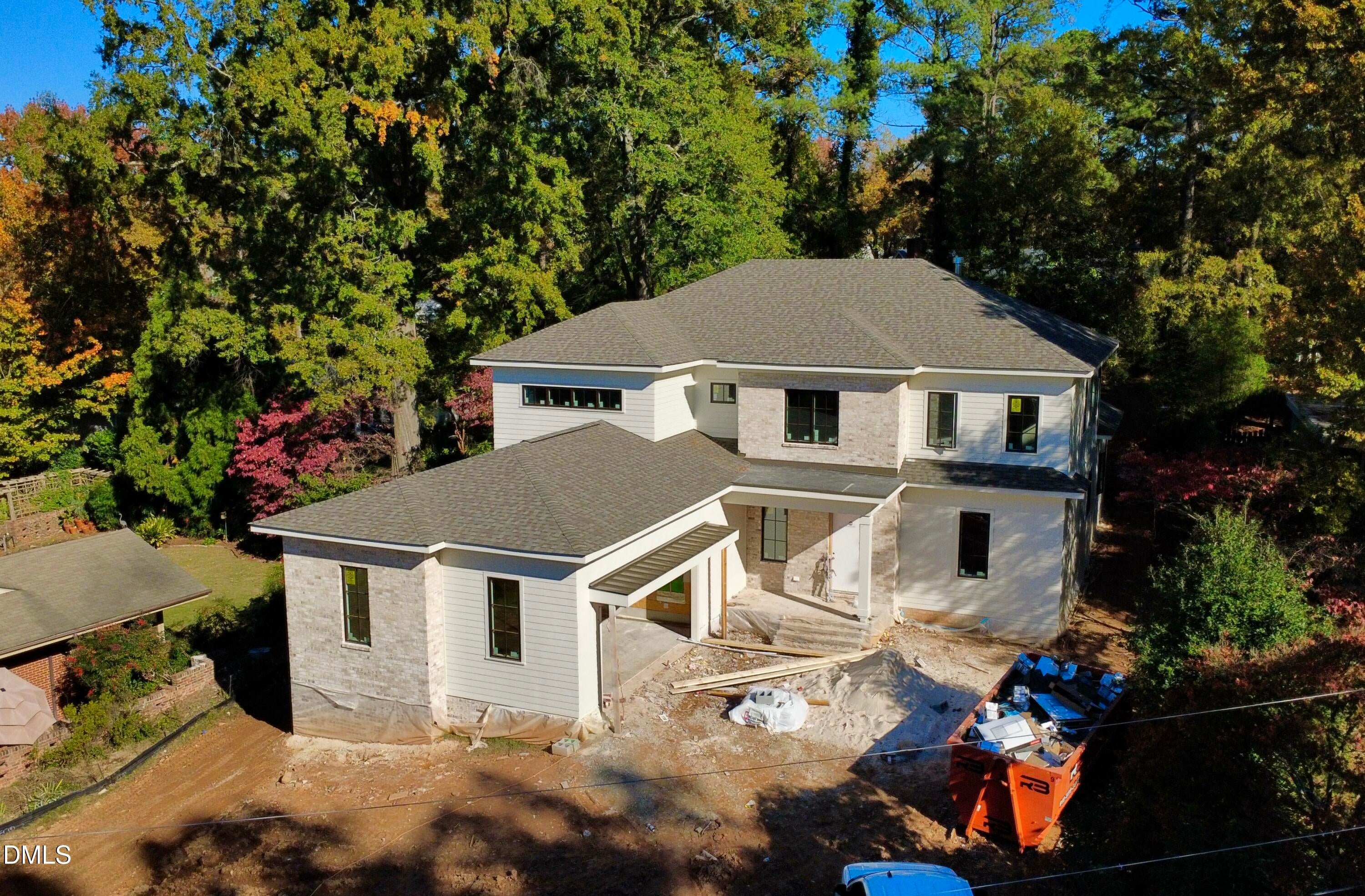 Raleigh, North Carolina, 27608, United States, 4 Bedrooms Bedrooms, ,6 BathroomsBathrooms,Residential,For Sale,1988275