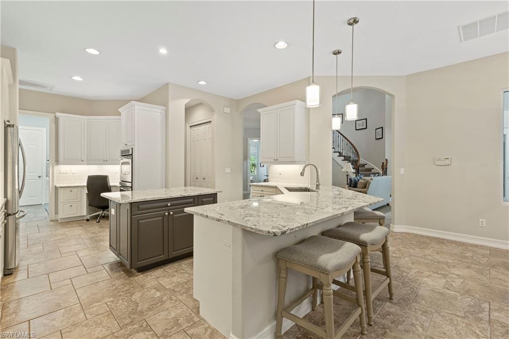 Naples, Florida, 34105, United States, 5 Bedrooms Bedrooms, ,4 BathroomsBathrooms,Residential,For Sale,1988253