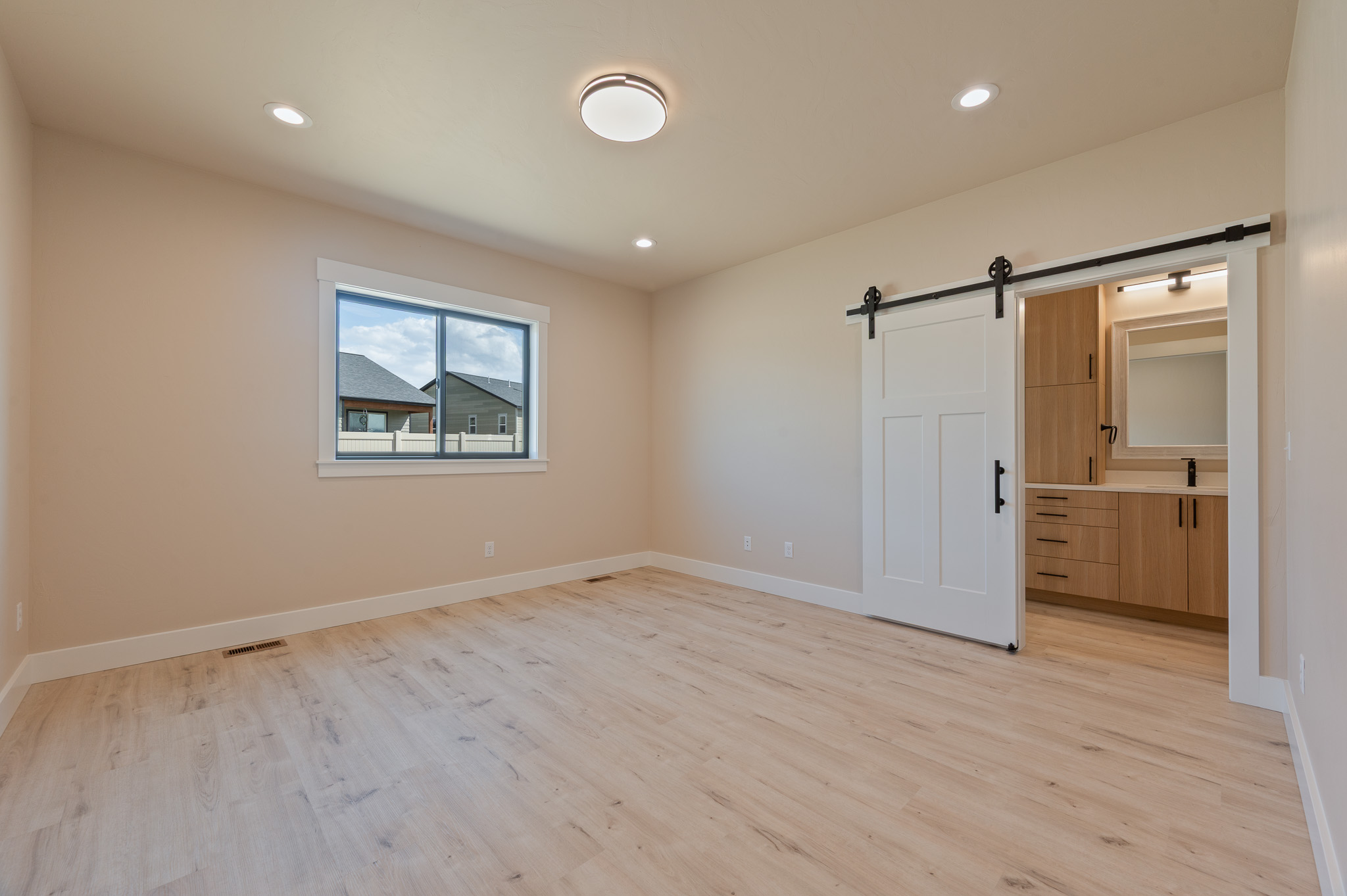 East Helena, Montana, 59635, United States, 4 Bedrooms Bedrooms, ,2 BathroomsBathrooms,Residential,For Sale,1976463