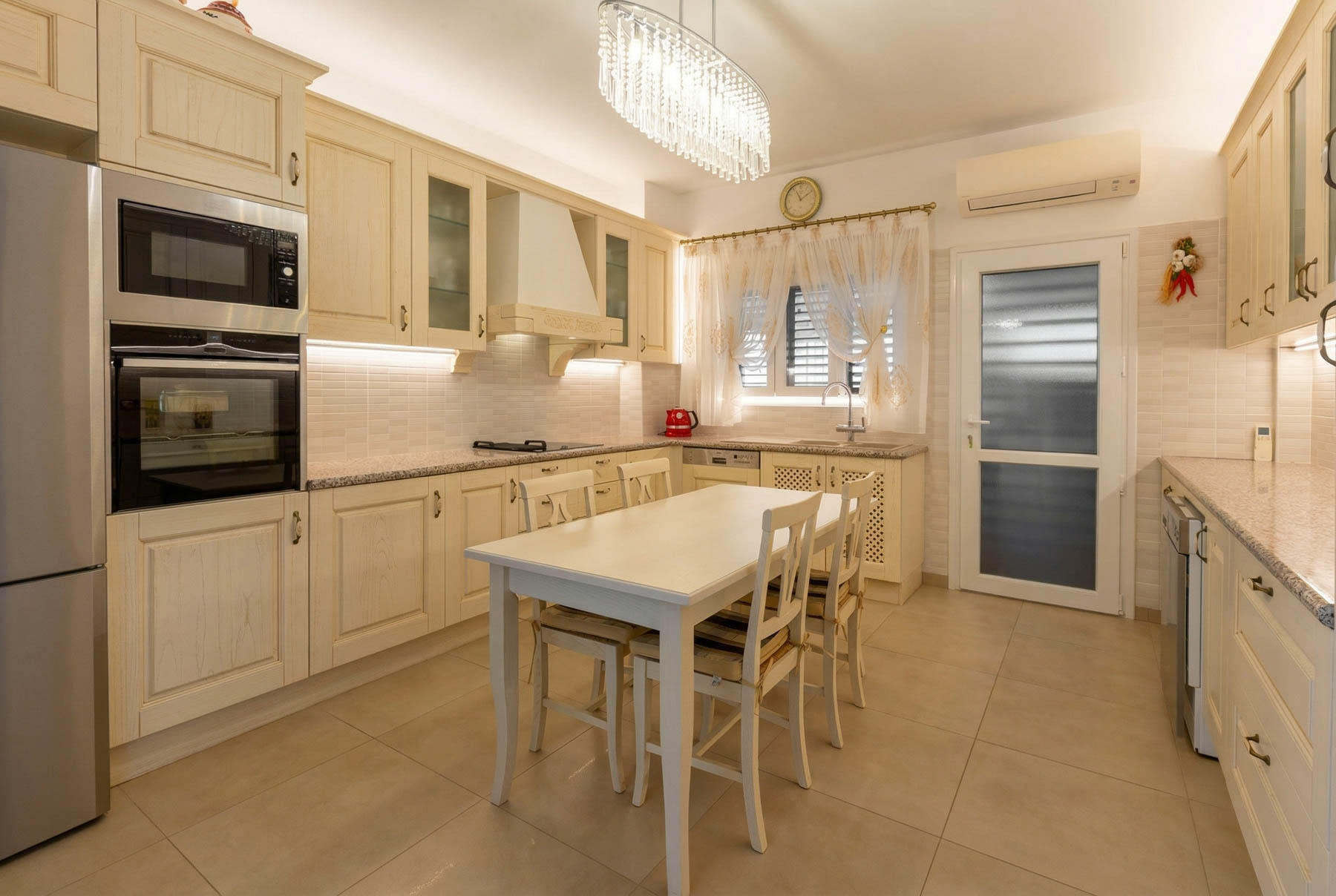  Four Bedroom Detached House with Private Pool in Pyla, Larnaca - 物件實景