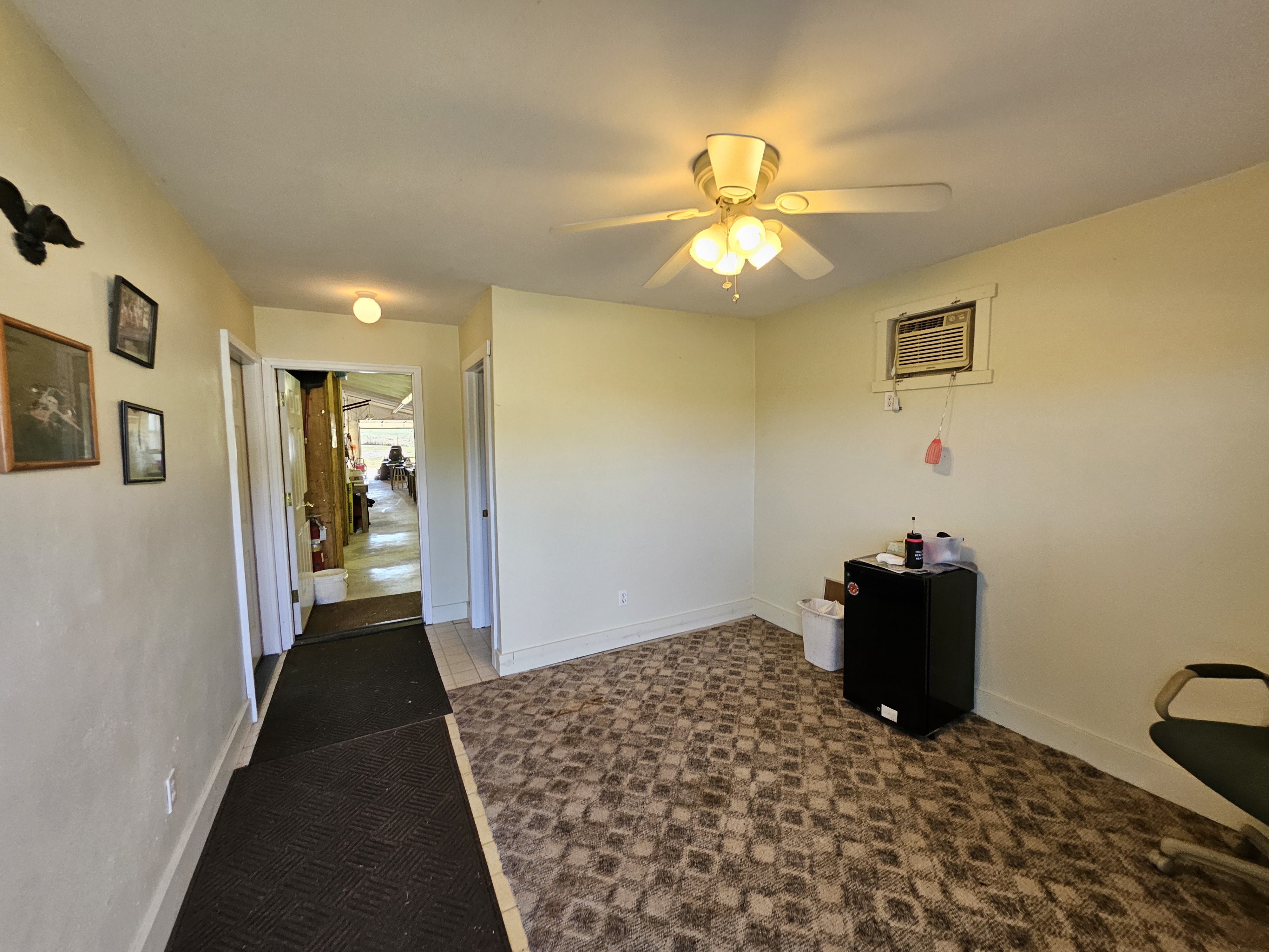 Aurora, Missouri, 65605, United States, 4 Bedrooms Bedrooms, ,2 BathroomsBathrooms,Residential,For Sale,1984470