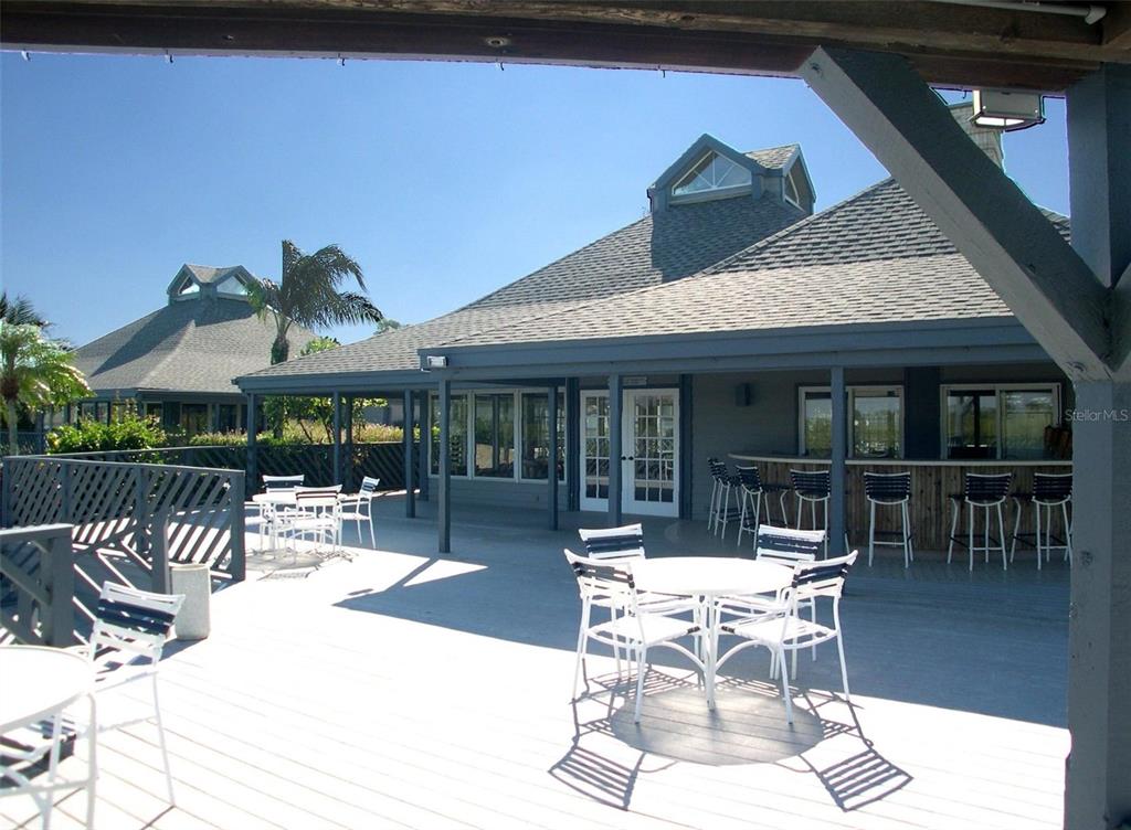 Bradenton, Florida, 34210, United States, 2 Bedrooms Bedrooms, ,2 BathroomsBathrooms,Residential,For Sale,1897662