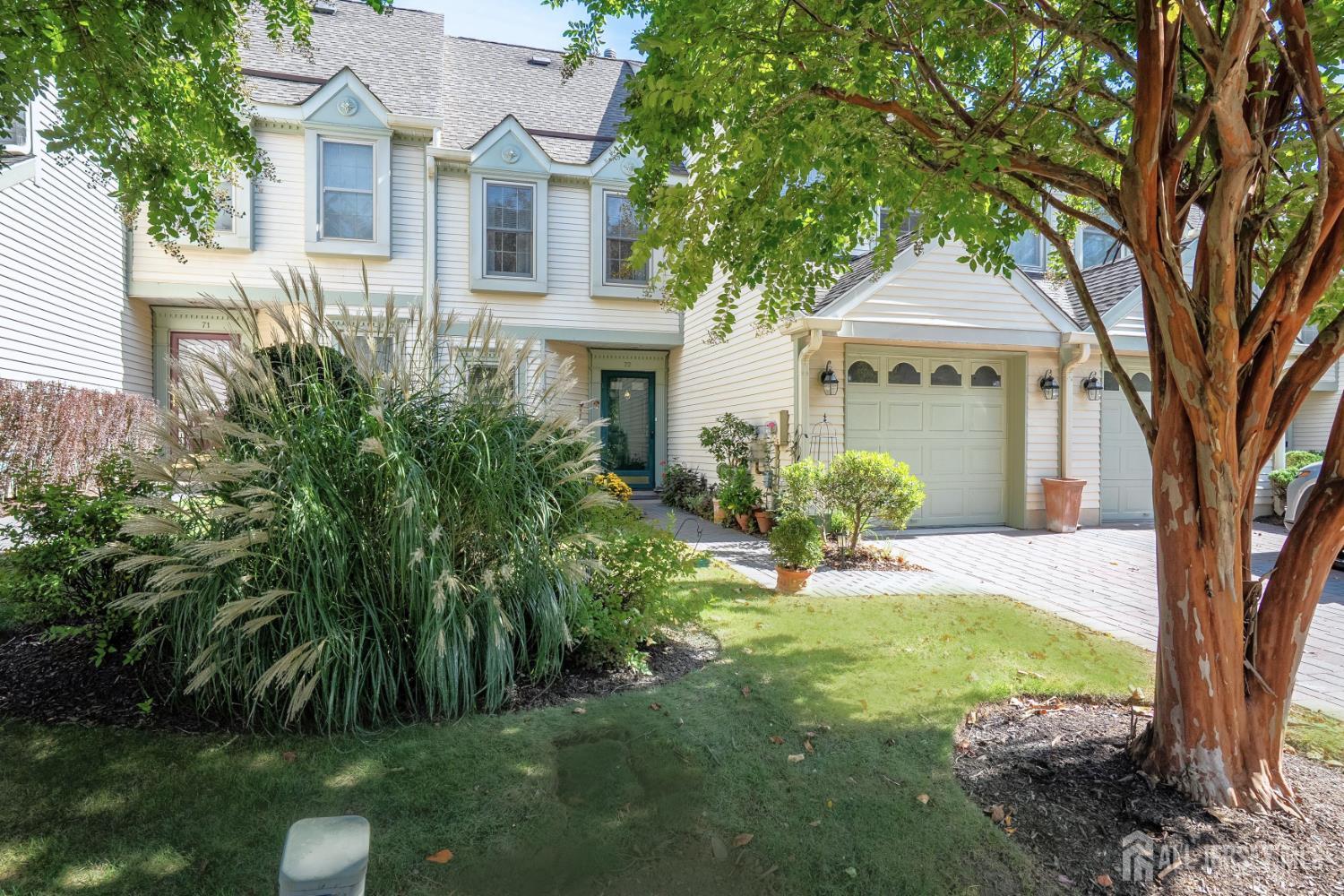 South Brunswick, New Jersey, 08824, United States, 3 Bedrooms Bedrooms, ,3 BathroomsBathrooms,Residential,For Sale,1980206