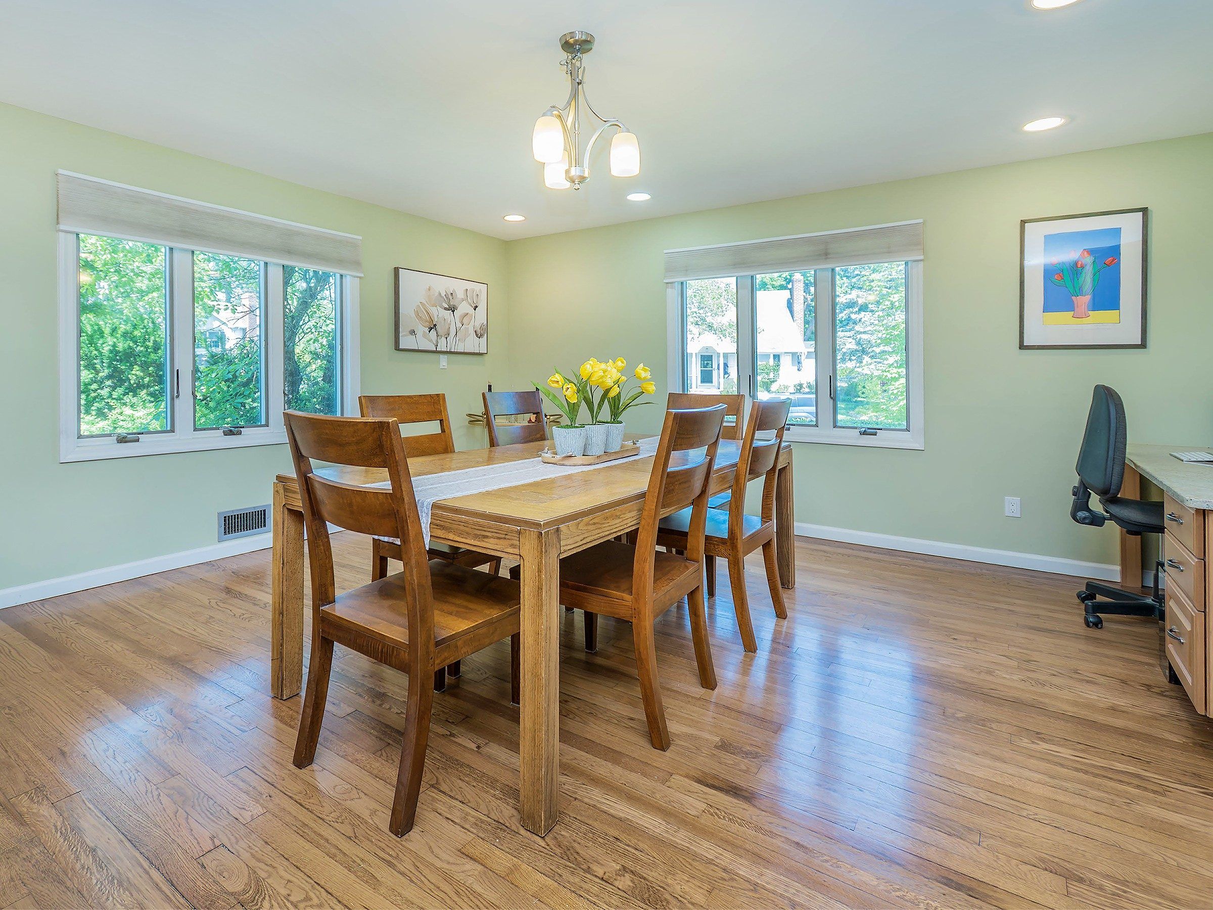  22 Andover Road, Port Washington, NY, 11050 - 物件實景