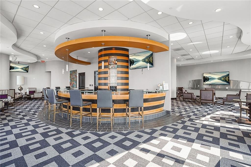 Atlanta, Georgia, 30326, United States, 2 Bedrooms Bedrooms, ,3 BathroomsBathrooms,Residential,For Sale,1949751