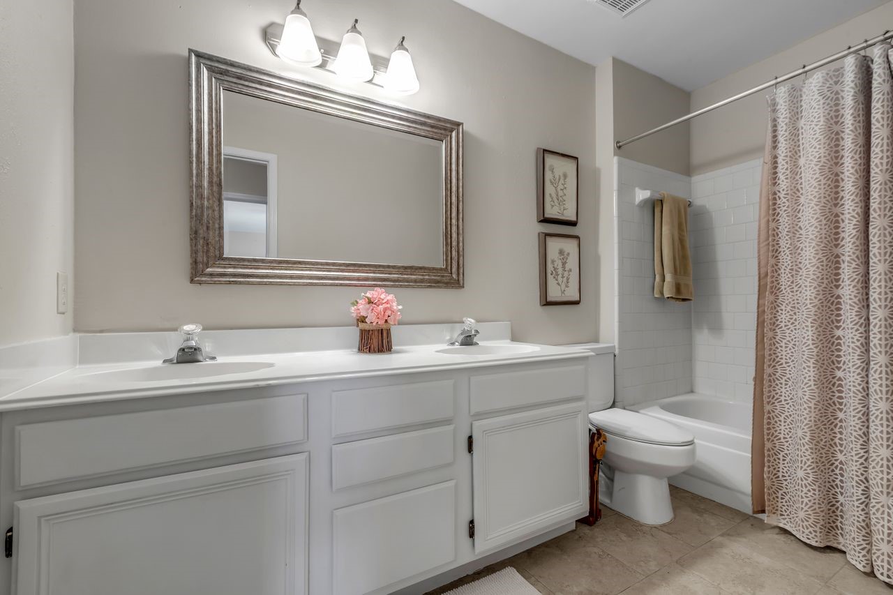 The Woodlands, Texas, 77381, United States, 4 Bedrooms Bedrooms, ,3 BathroomsBathrooms,Residential,For Sale,1933058