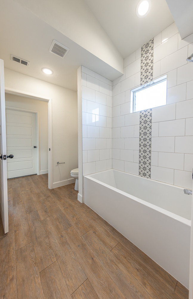 Lubbock, Texas, 79424, United States, 4 Bedrooms Bedrooms, ,4 BathroomsBathrooms,Residential,For Sale,1761130