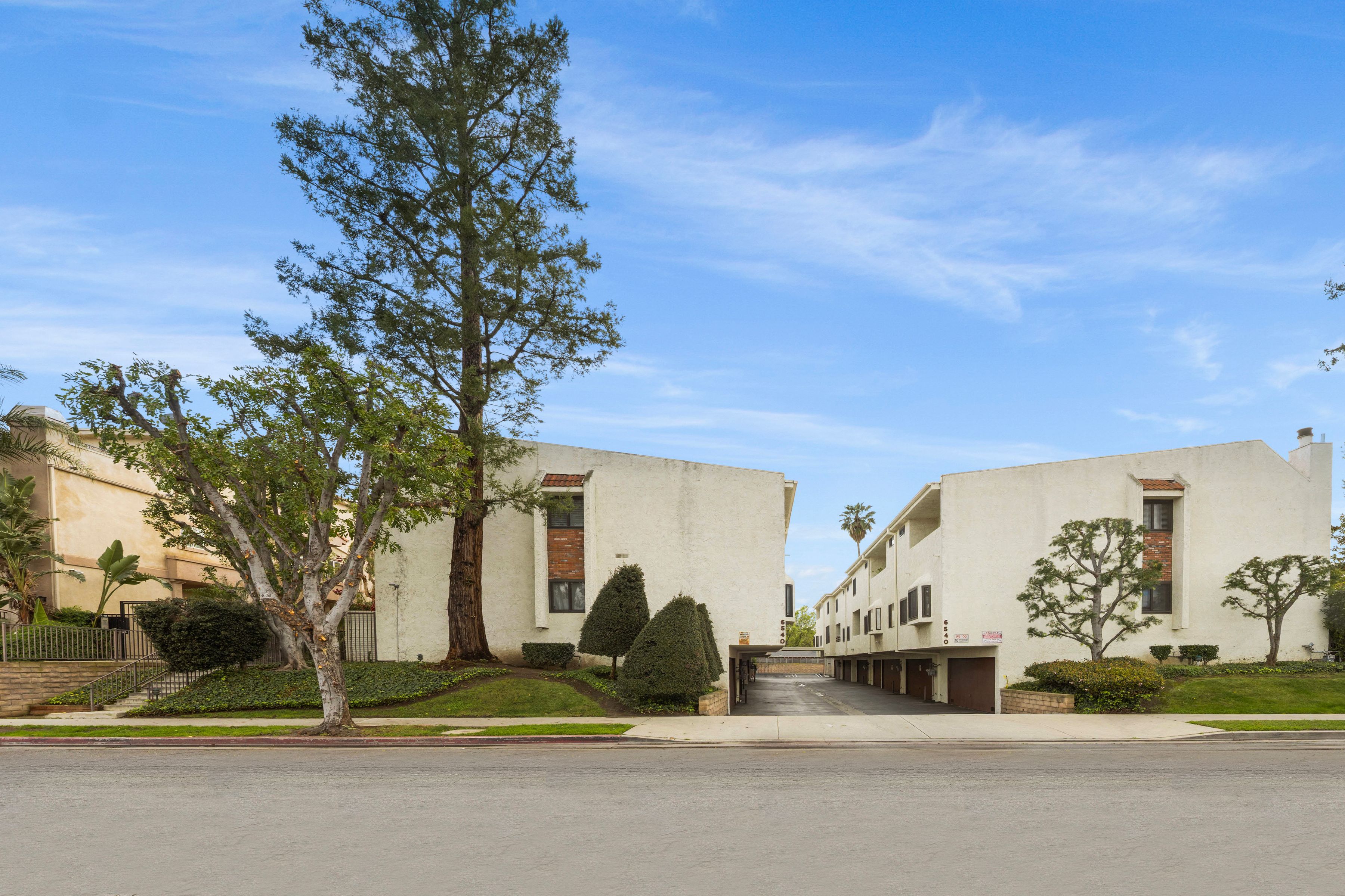  6540 Hayvenhurst Avenue #3 - 物件實景