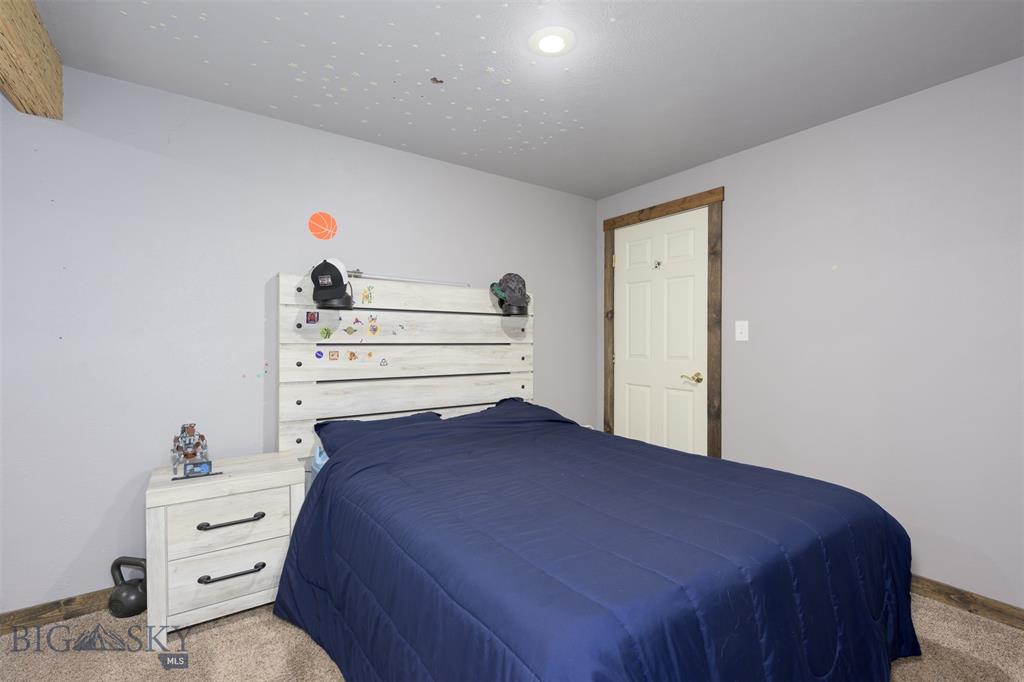 Anaconda, Montana, 59711, United States, 5 Bedrooms Bedrooms, ,3 BathroomsBathrooms,Residential,For Sale,1923651