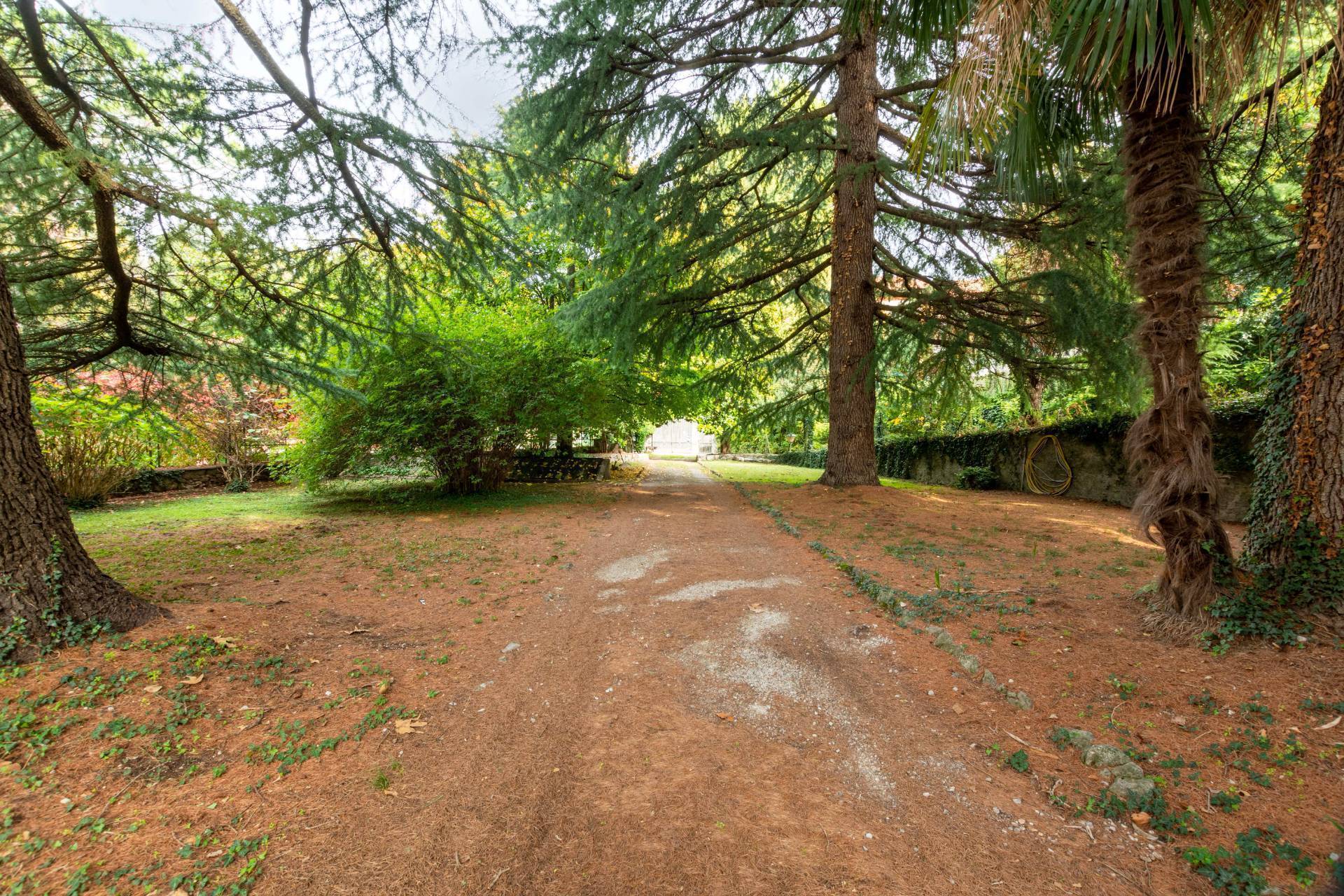 Via Sant'Antonio Maria Zaccaria, Eupilio, Como, 22030, IT, 5 Bedrooms Bedrooms, ,4 BathroomsBathrooms,Residential,For Sale,Via Sant'Antonio Maria Zaccaria,1628285