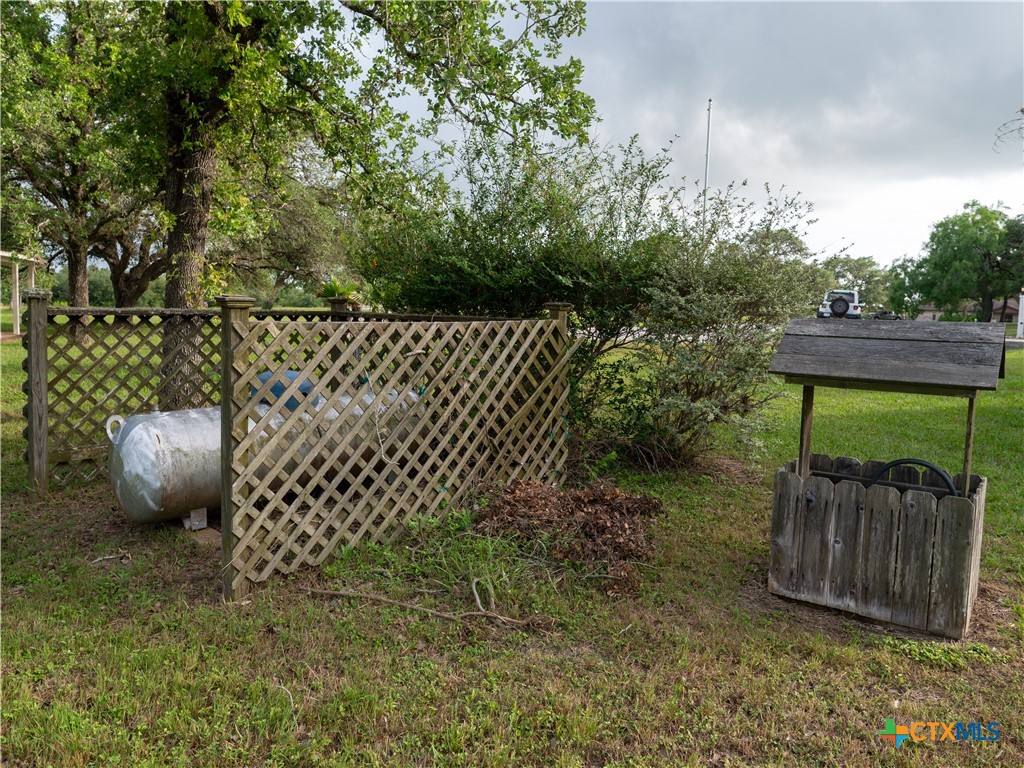 Victoria, Texas, 77905, United States, 5 Bedrooms Bedrooms, ,4 BathroomsBathrooms,Residential,For Sale,1882590