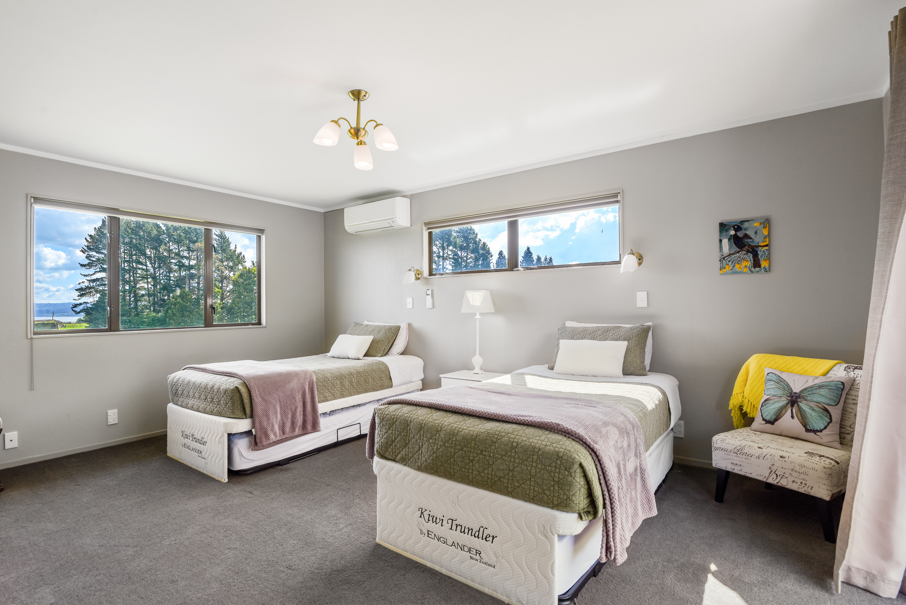  Elevated Lifestyle Living with Sweeping Lake Views - 物件實景