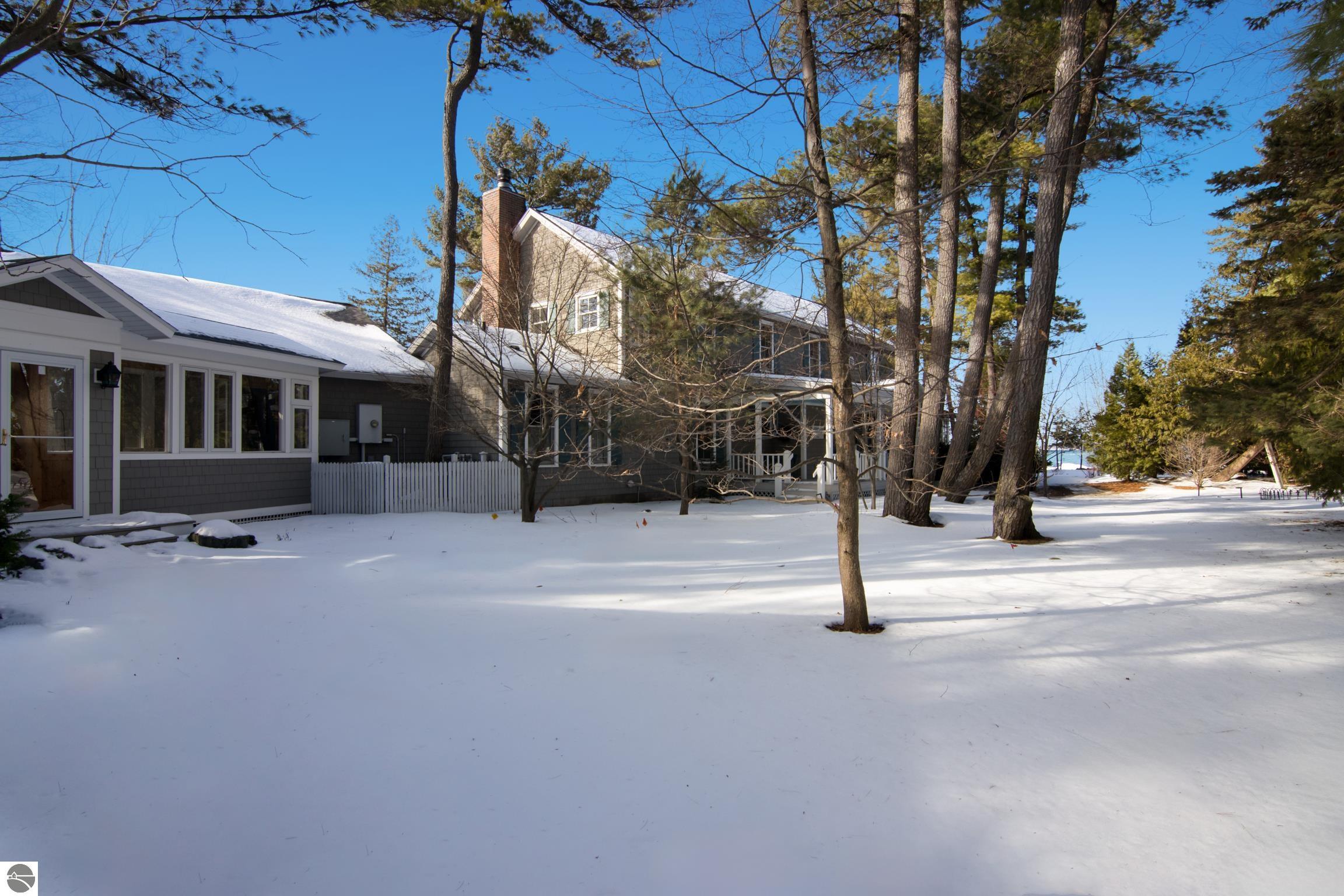 Elk Rapids, Michigan, 49629, United States, 6 Bedrooms Bedrooms, ,8 BathroomsBathrooms,Residential,For Sale,1974681