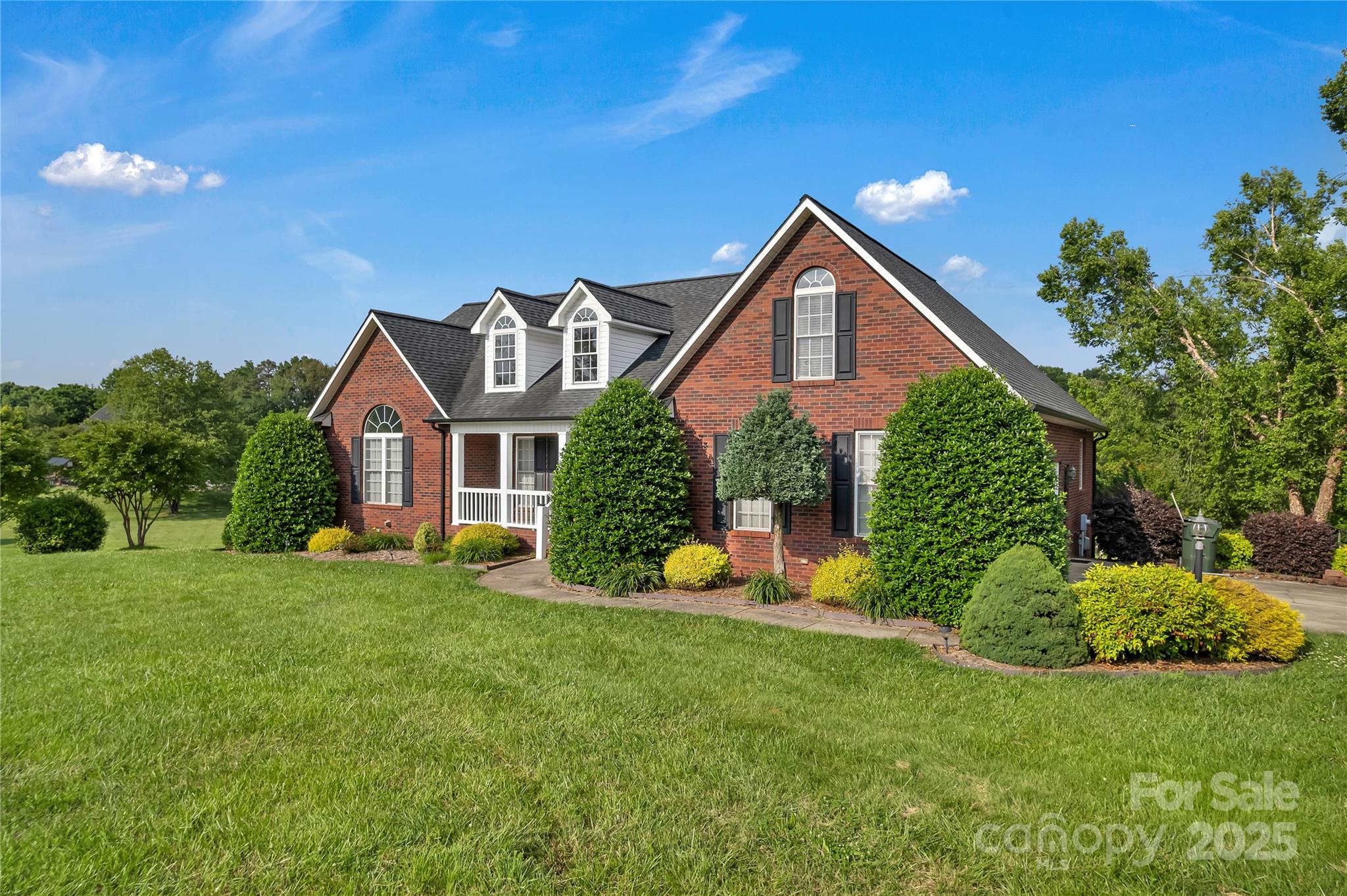 Cherryville, North Carolina, 28021, United States, 3 Bedrooms Bedrooms, ,3 BathroomsBathrooms,Residential,For Sale,1885225
