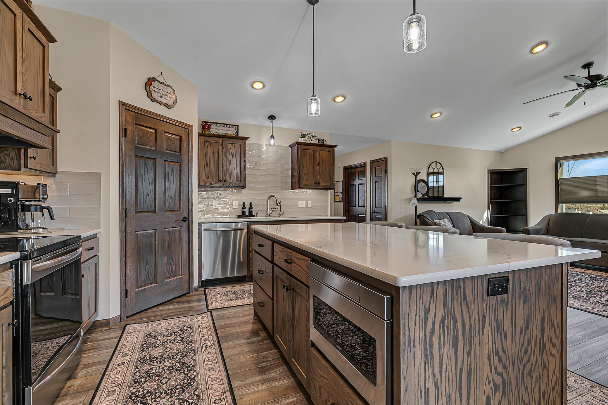 Saint Joseph, Minnesota, 56374, United States, 3 Bedrooms Bedrooms, ,2 BathroomsBathrooms,Residential,For Sale,1988630