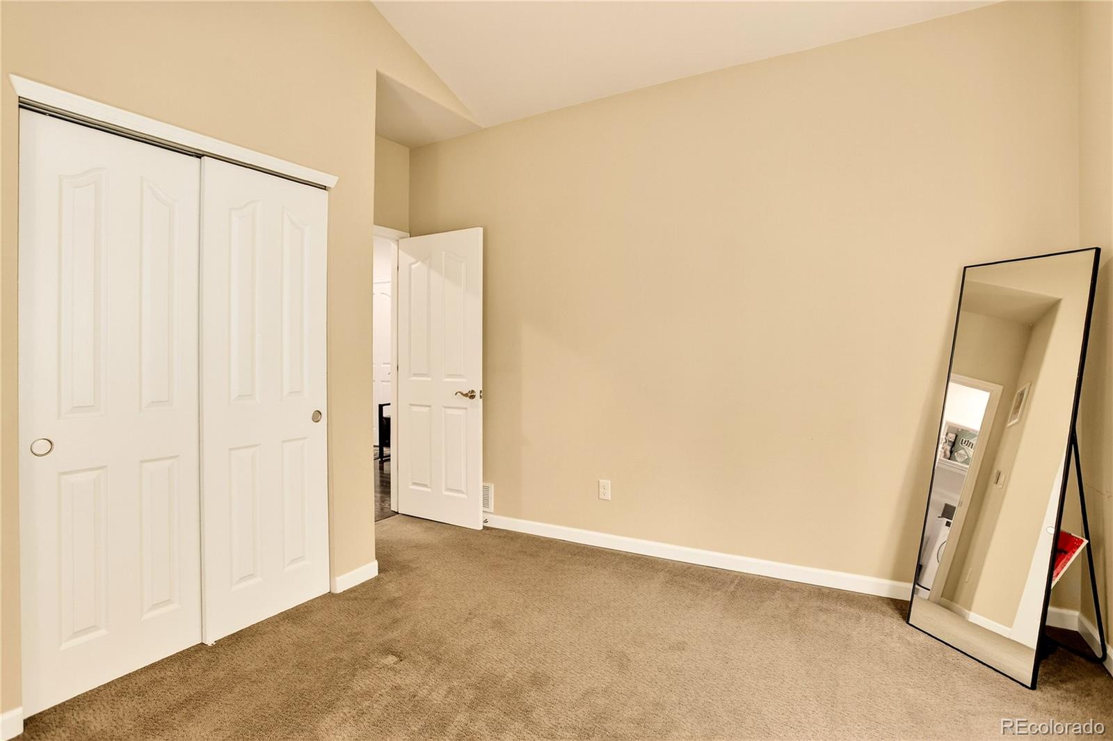 Aurora, Colorado, 80015, United States, 3 Bedrooms Bedrooms, ,2 BathroomsBathrooms,Residential,For Sale,1957602