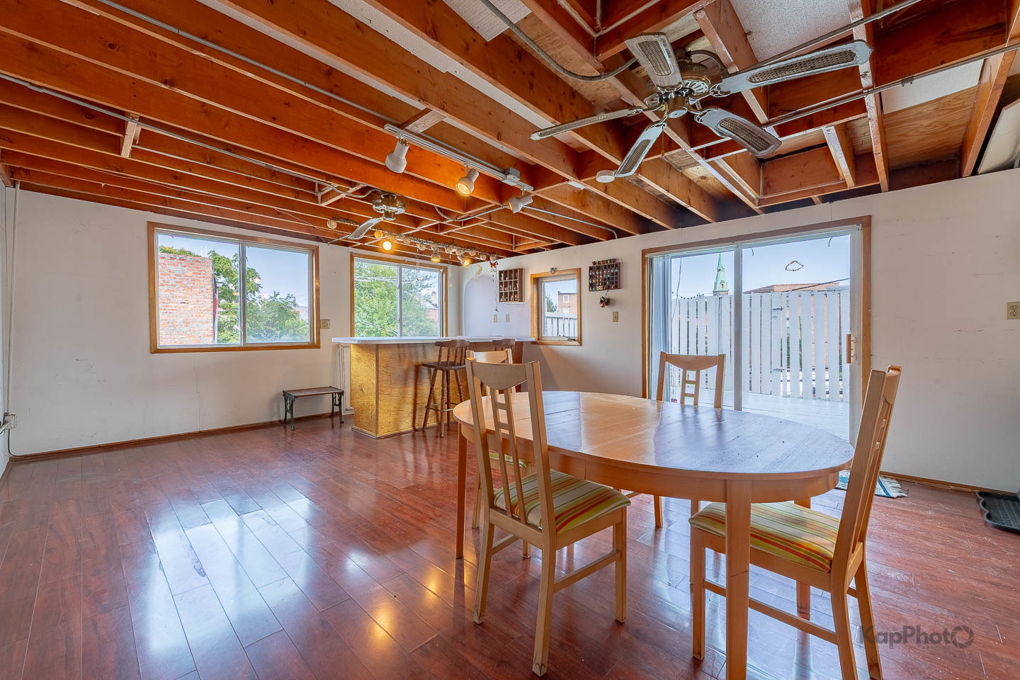 Chicago, Illinois, 60608, United States, 3 Bedrooms Bedrooms, ,5 BathroomsBathrooms,Residential,For Sale,1986120