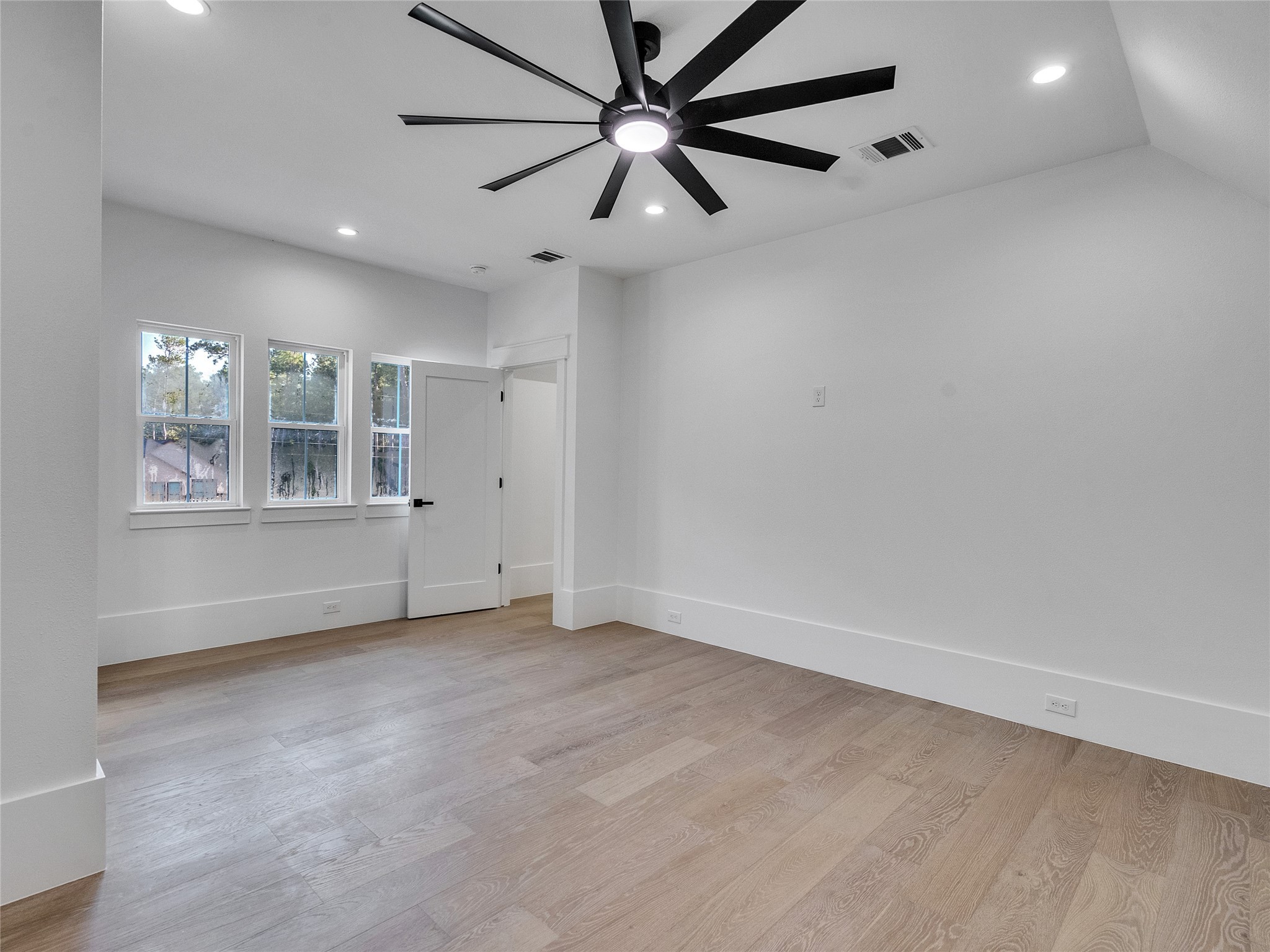 Magnolia, Texas, 77355, United States, 4 Bedrooms Bedrooms, ,4 BathroomsBathrooms,Residential,For Sale,1991024