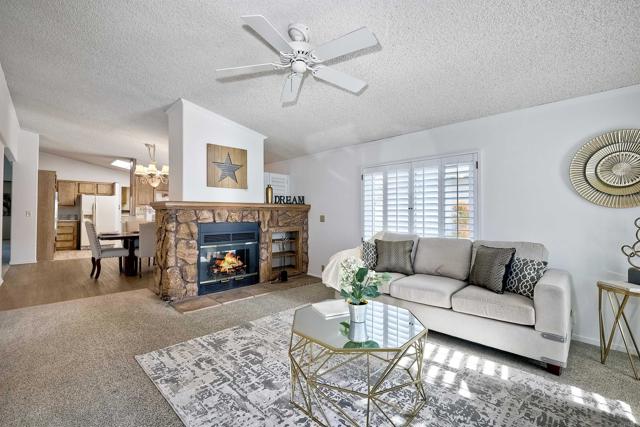 Vista, California, 92081, United States, 3 Bedrooms Bedrooms, ,2 BathroomsBathrooms,Residential,For Sale,1982360