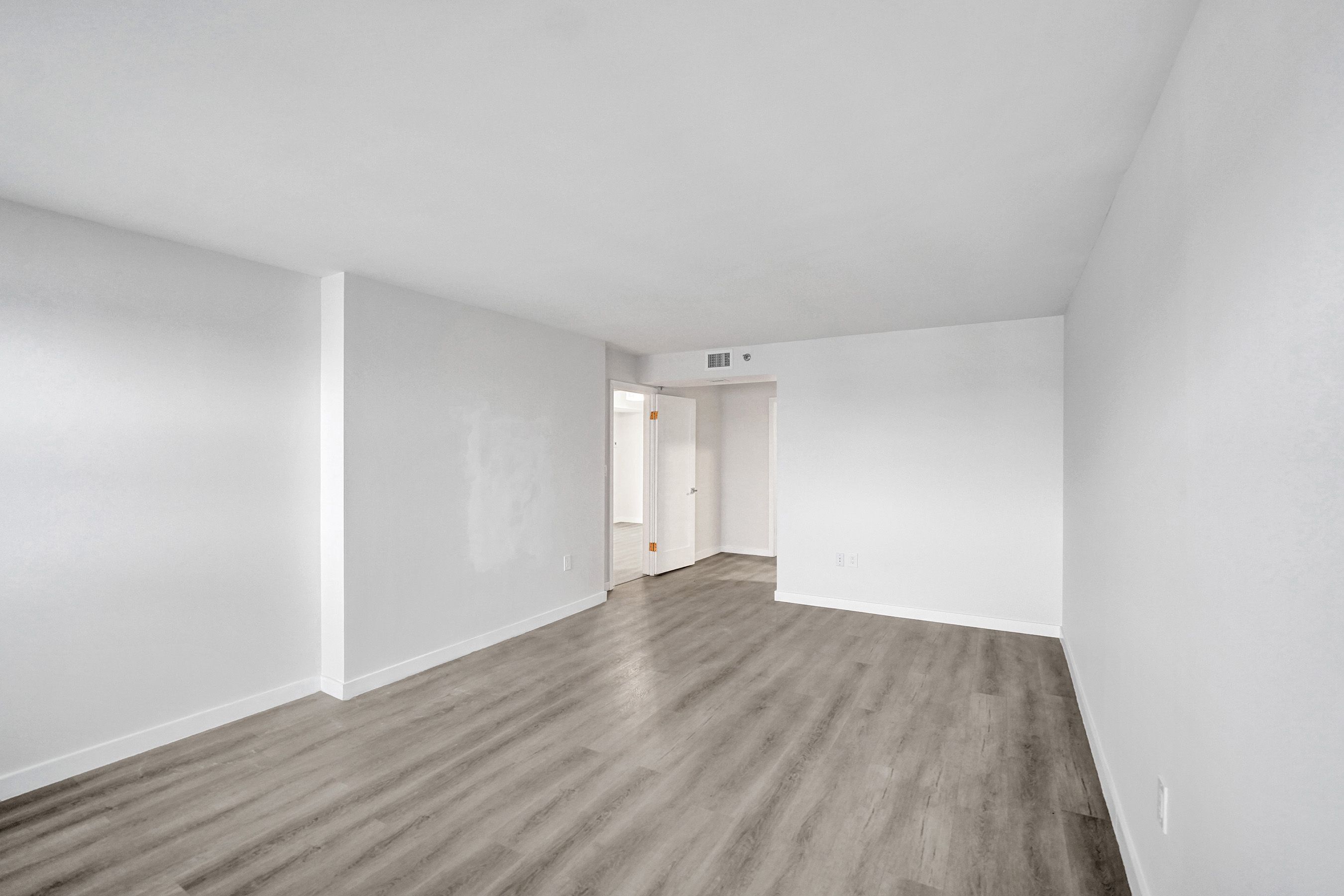  1201 S Ocean Drive, Hollywood, FL, 33019 - 物件實景