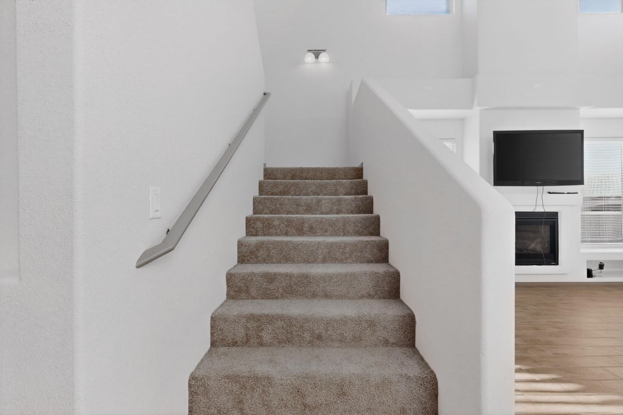 Rio Rancho, New Mexico, 87144, United States, 5 Bedrooms Bedrooms, ,3 BathroomsBathrooms,Residential,For Sale,2003213