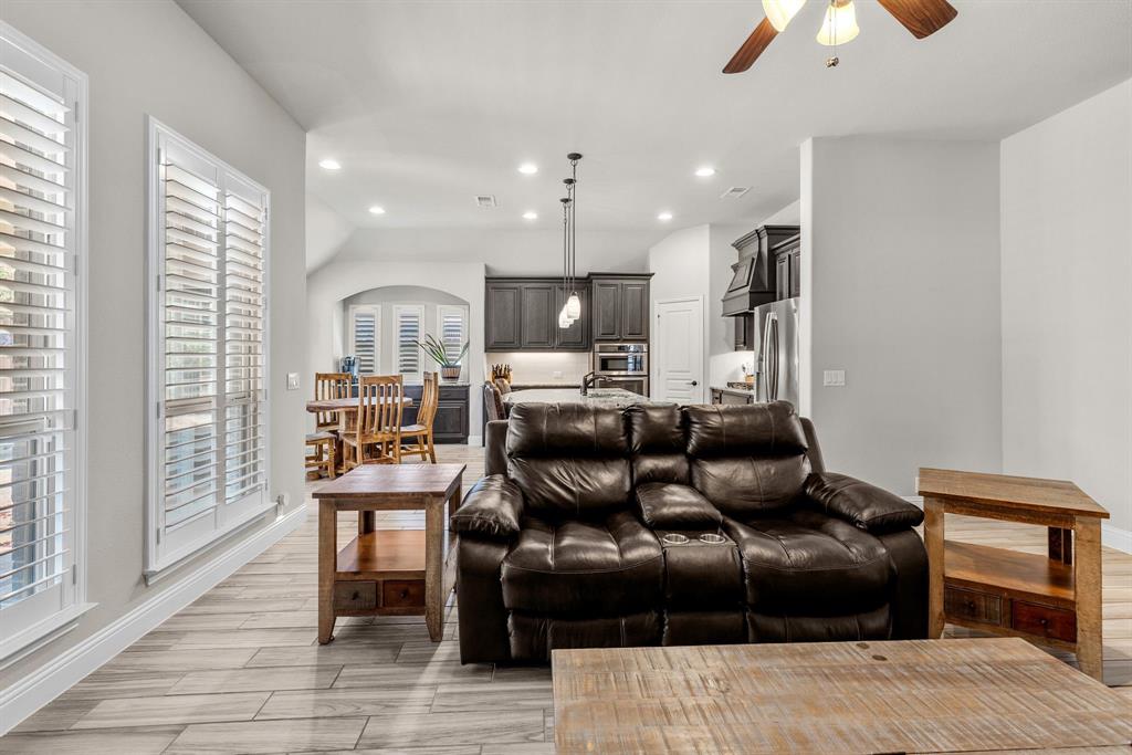 Wylie, Texas, 75098, United States, 4 Bedrooms Bedrooms, ,2 BathroomsBathrooms,Residential,For Sale,1961664