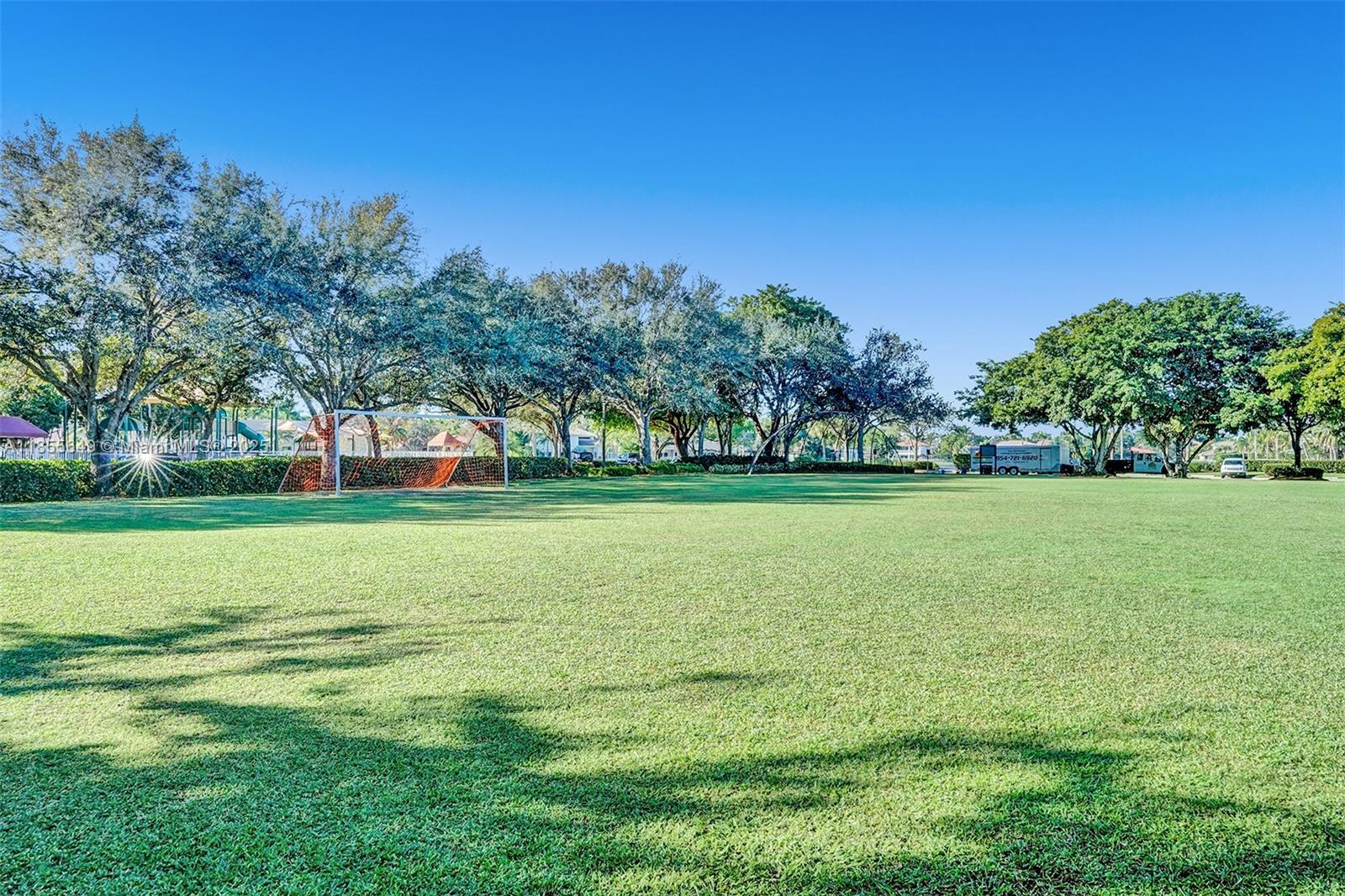 Weston, Florida, 33327, United States, 4 Bedrooms Bedrooms, ,3 BathroomsBathrooms,Residential,For Sale,1913300
