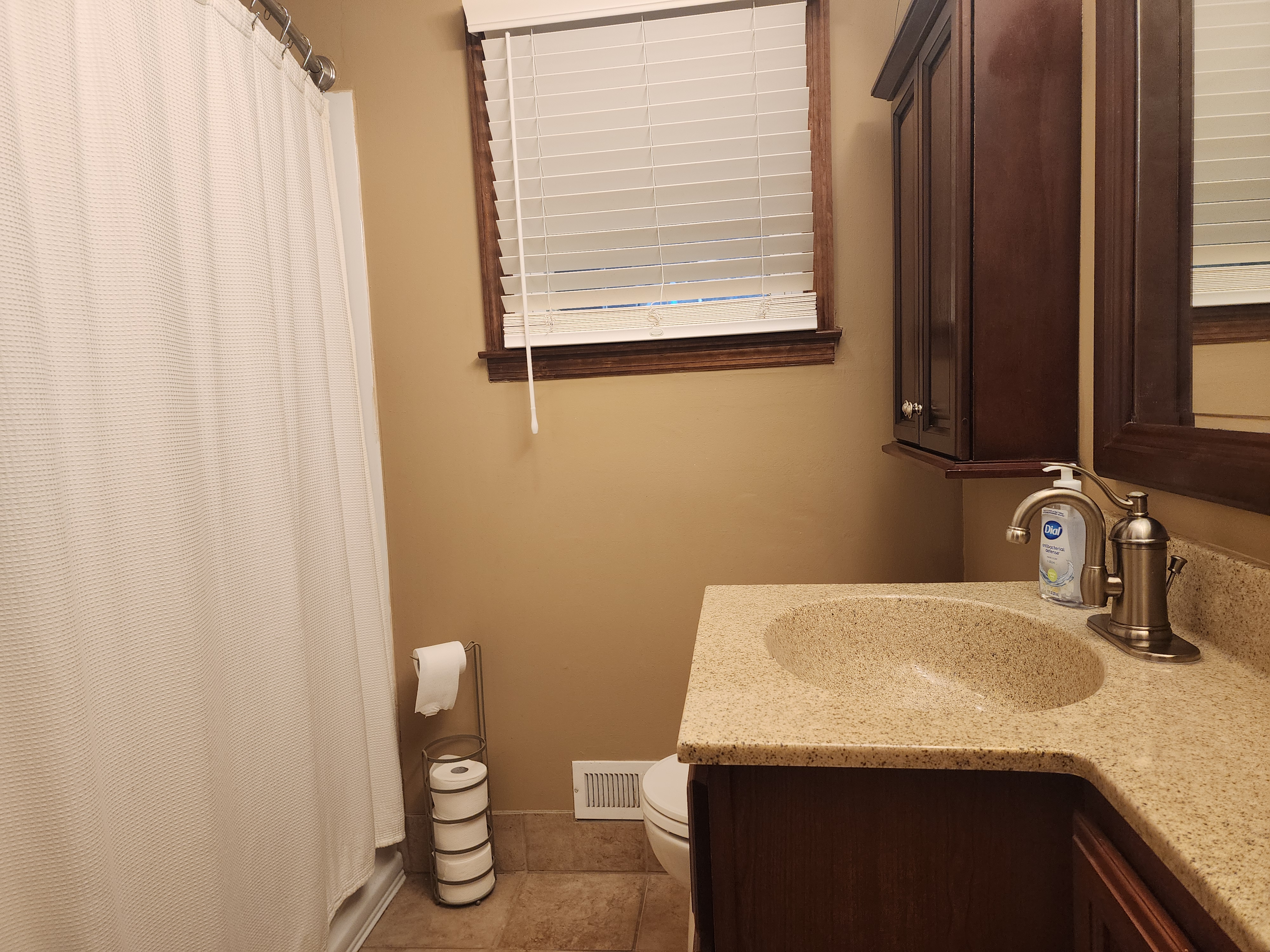 Bloomingdale, New Jersey, 07403, United States, 3 Bedrooms Bedrooms, ,2 BathroomsBathrooms,Residential,For Sale,1982593