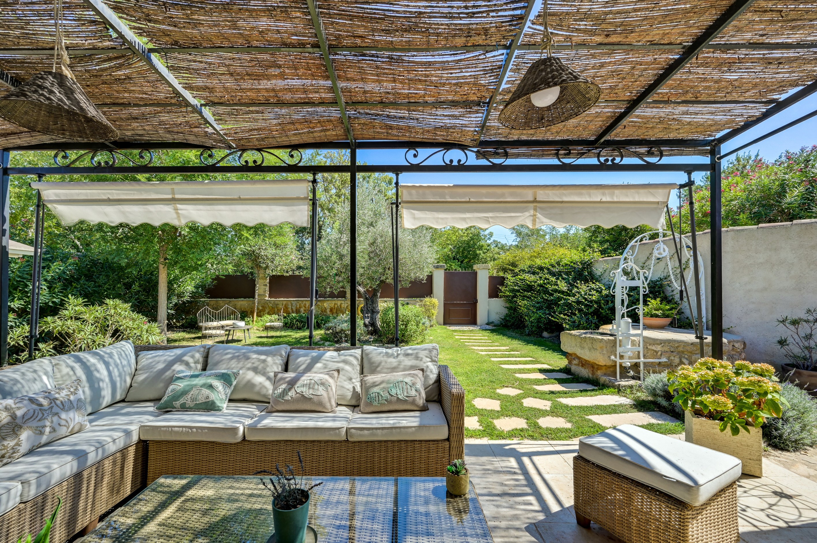  19th-Century Provençal Farmhouse – Aix-en-Provence / Salon-de-Provence - 物件實景